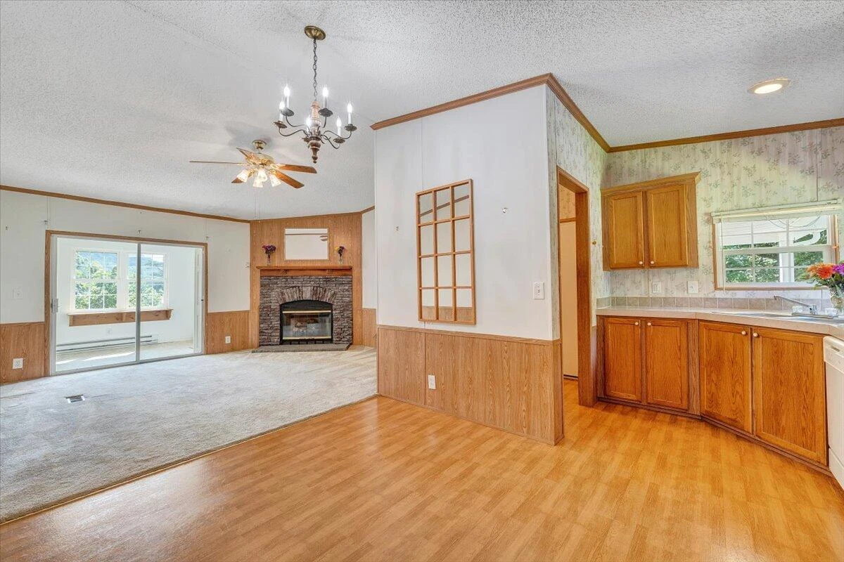 16118 Botetourt RD - Photo 13