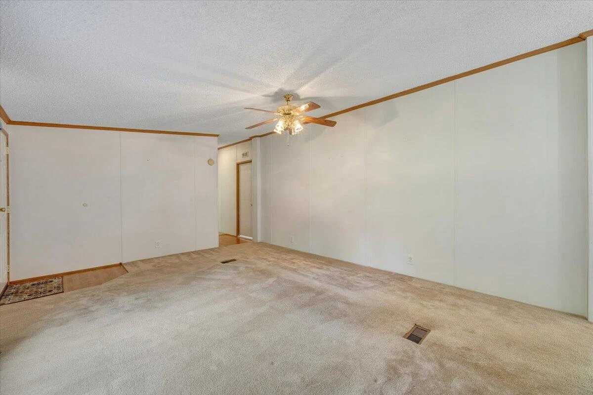 16118 Botetourt RD - Photo 25