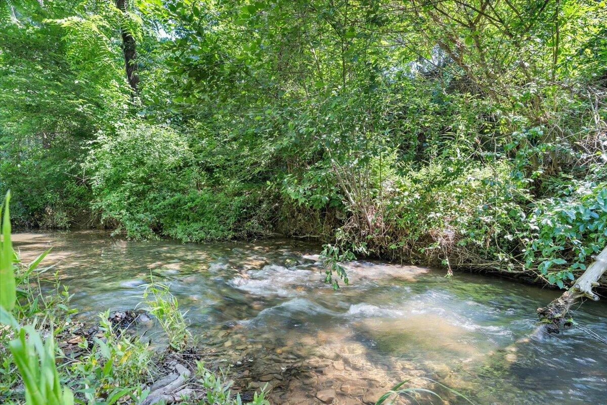 16118 Botetourt RD - Photo 39