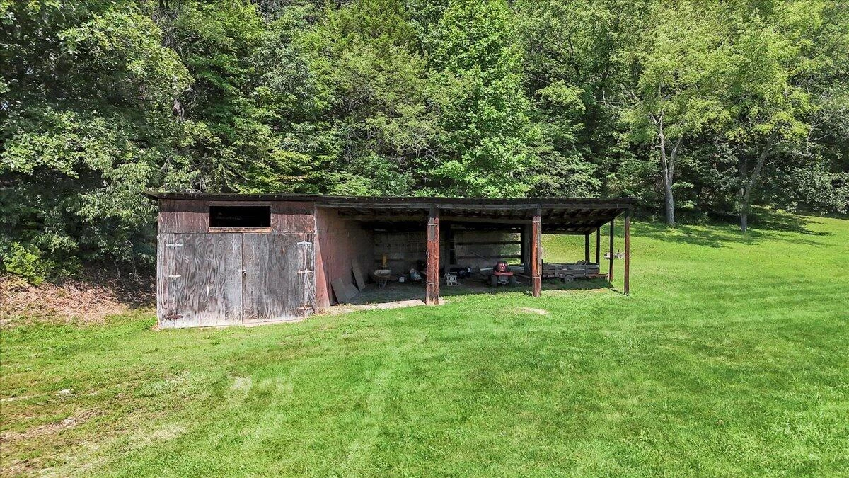 16118 Botetourt RD - Photo 42