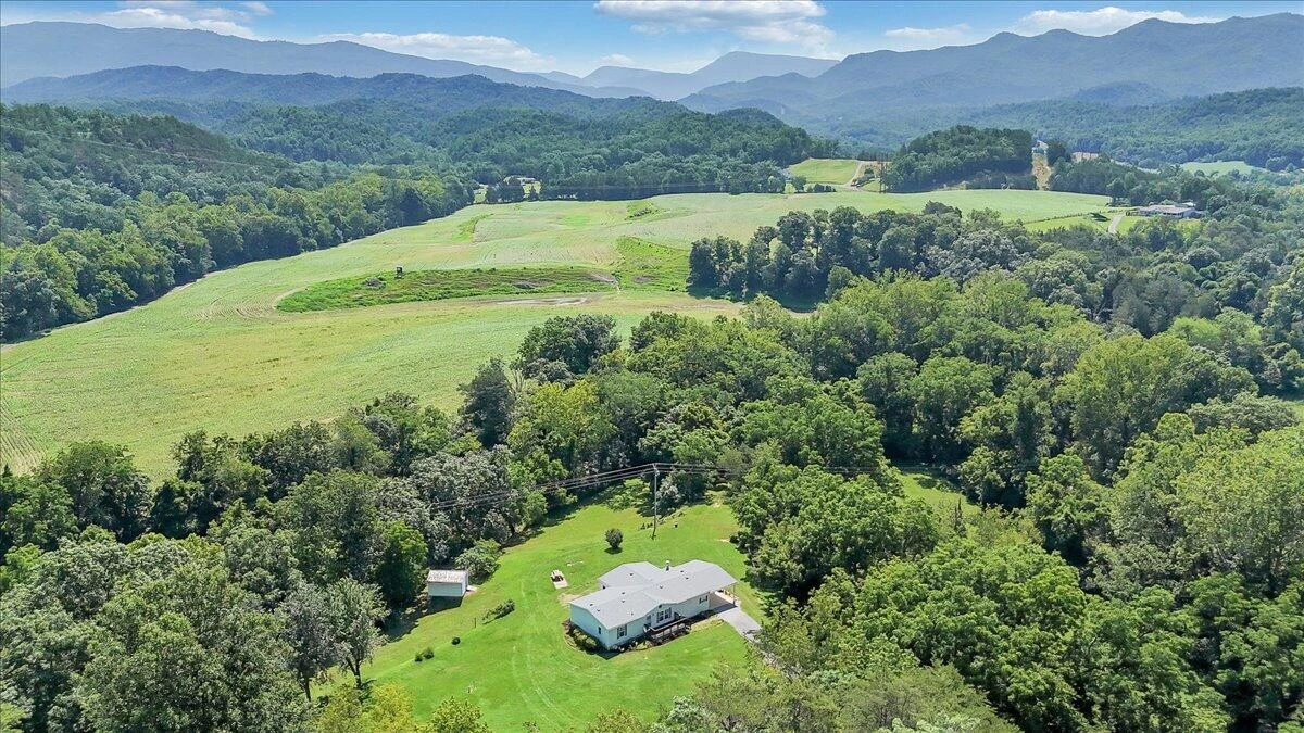 16118 Botetourt RD - Photo 46
