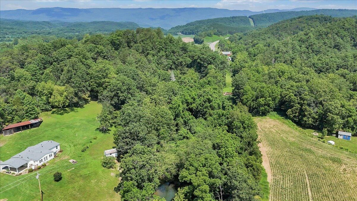 16118 Botetourt RD - Photo 48