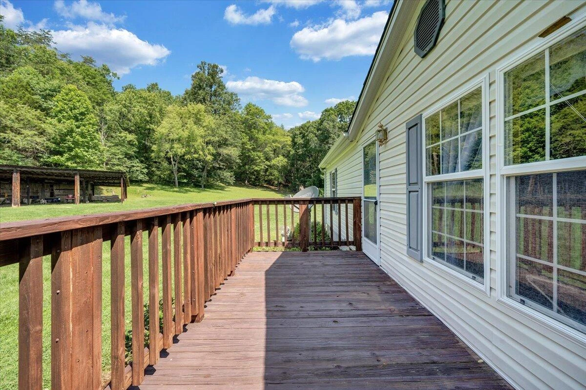 16118 Botetourt RD - Photo 6