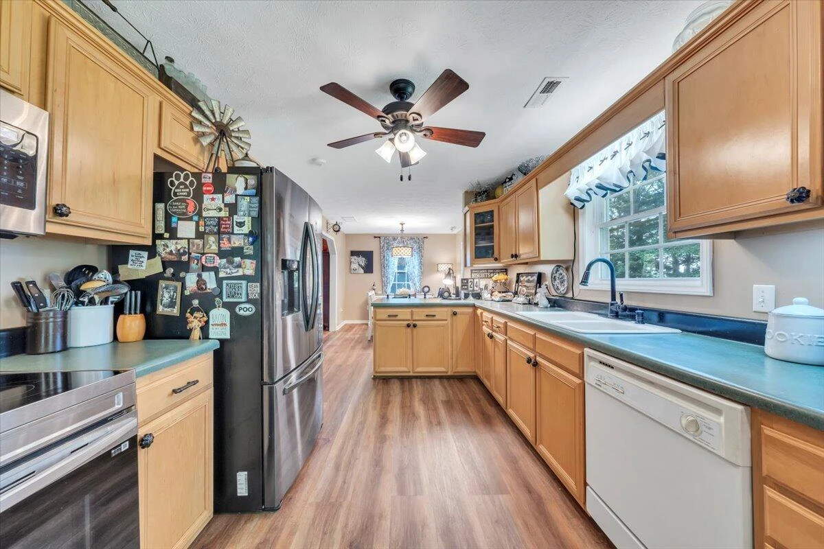 285 Silverleaf LN - Photo 10
