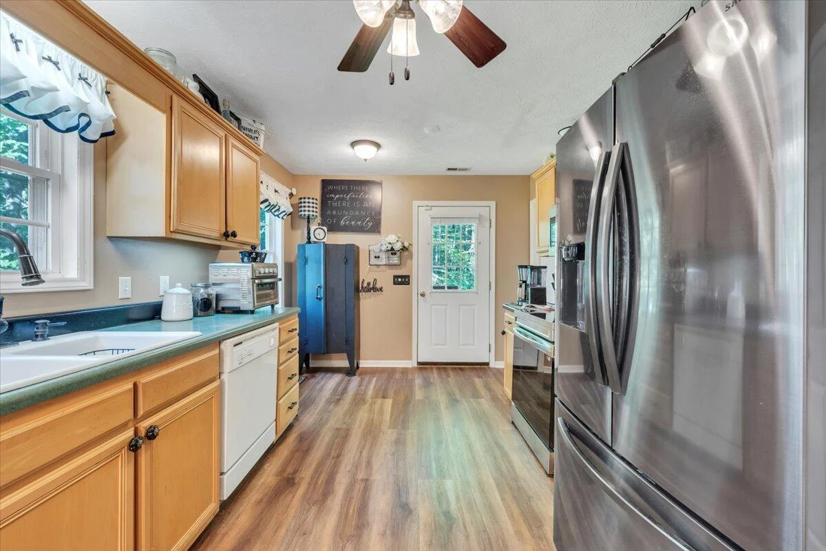 285 Silverleaf LN - Photo 12