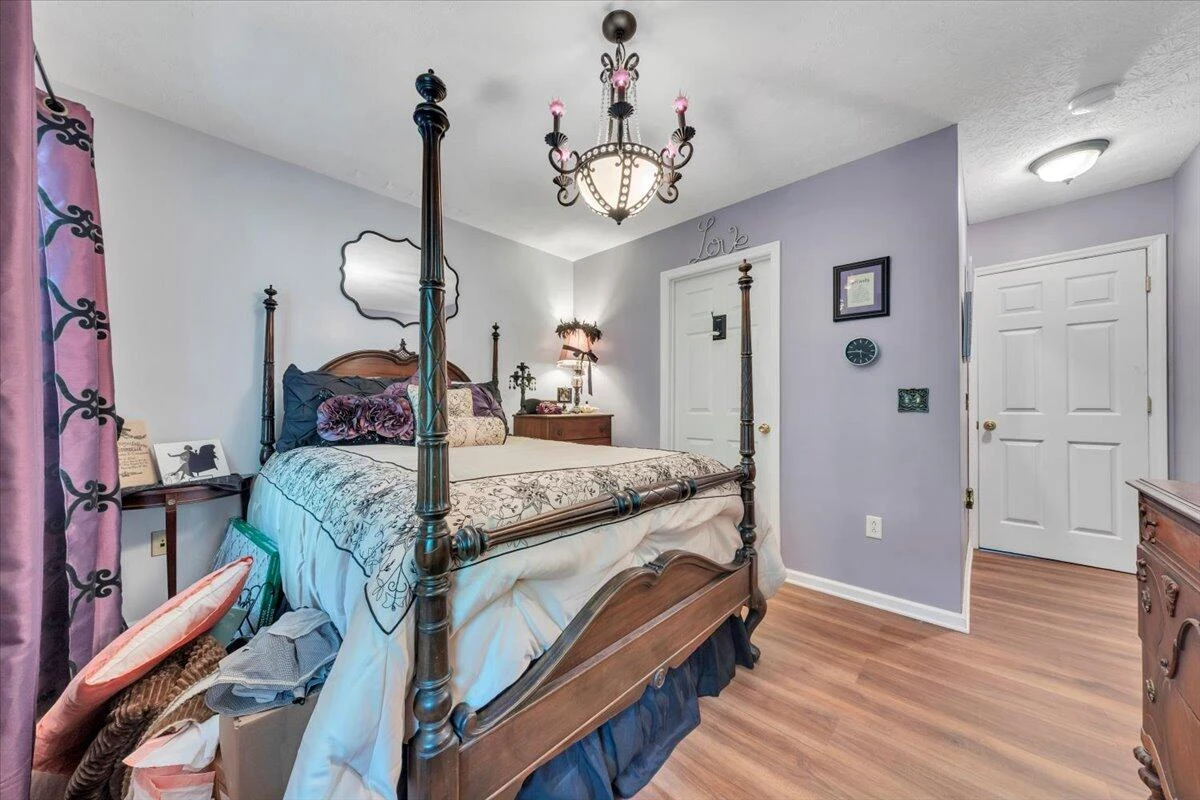 285 Silverleaf LN - Photo 20