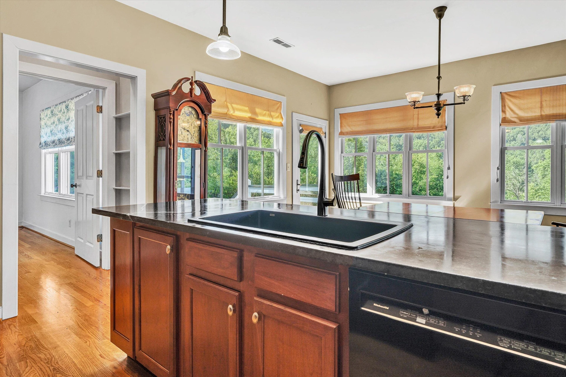 6820 Dawnwood RD - Photo 17