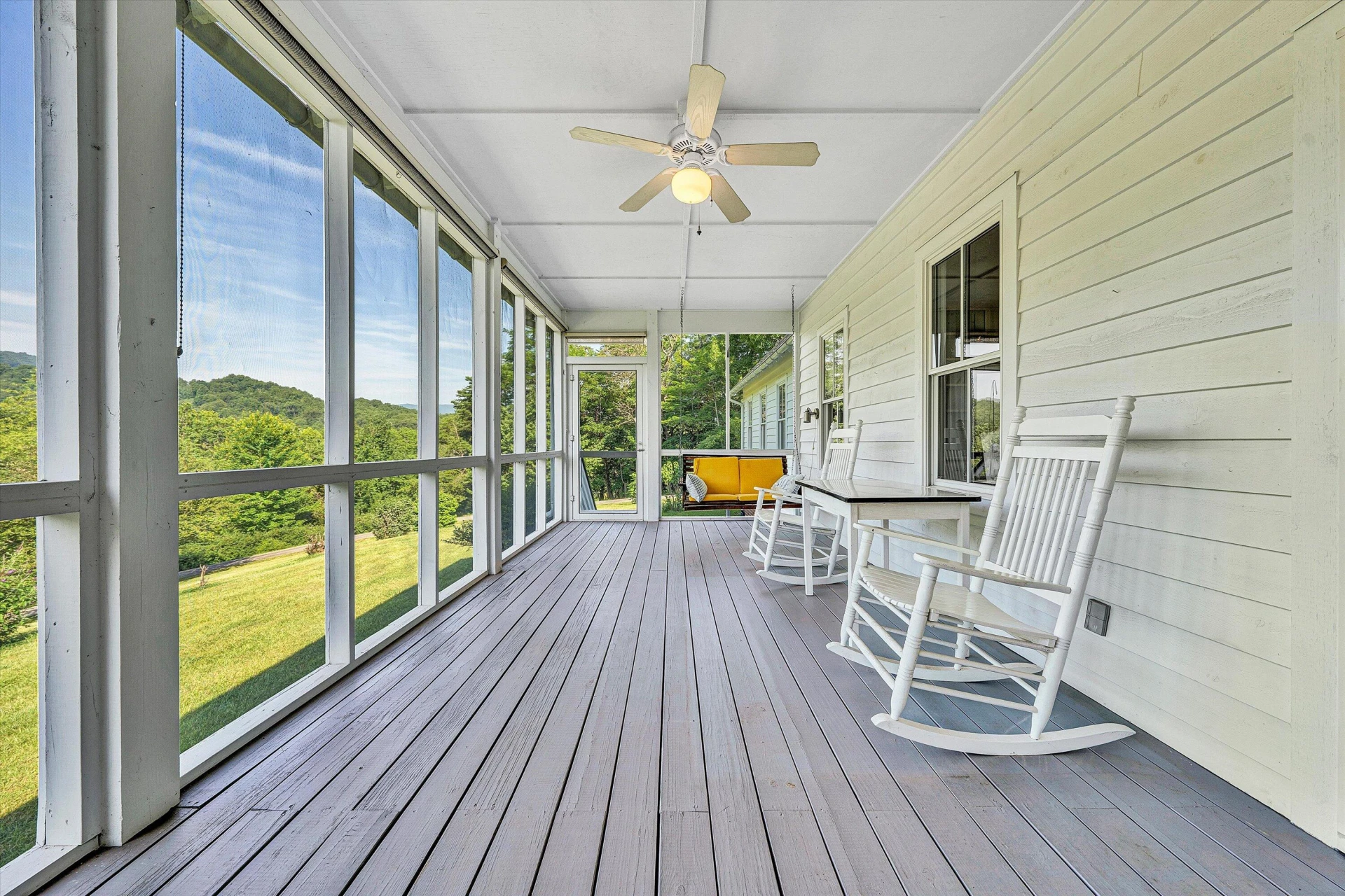 6820 Dawnwood RD - Photo 21