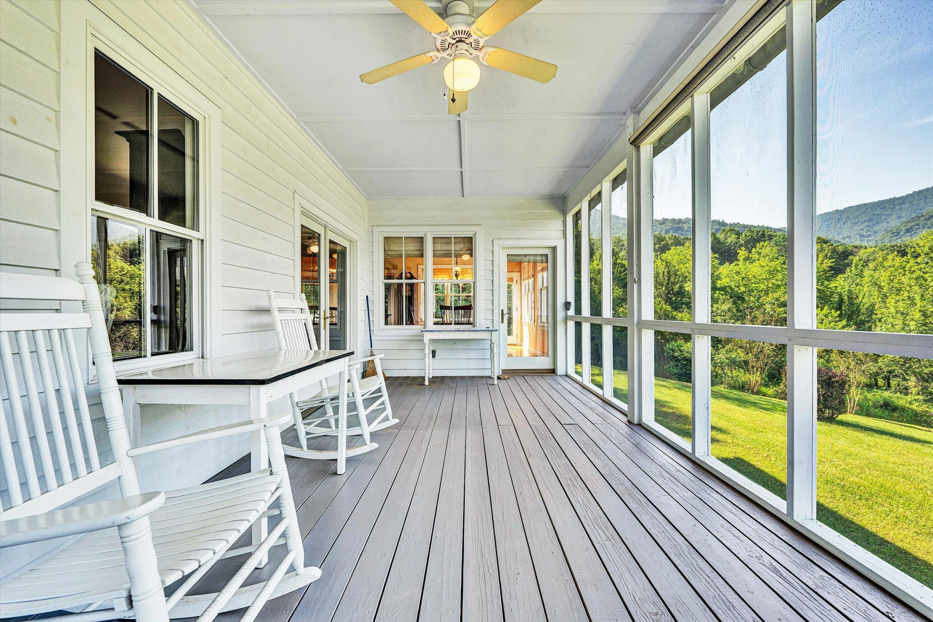 6820 Dawnwood RD - Photo 22