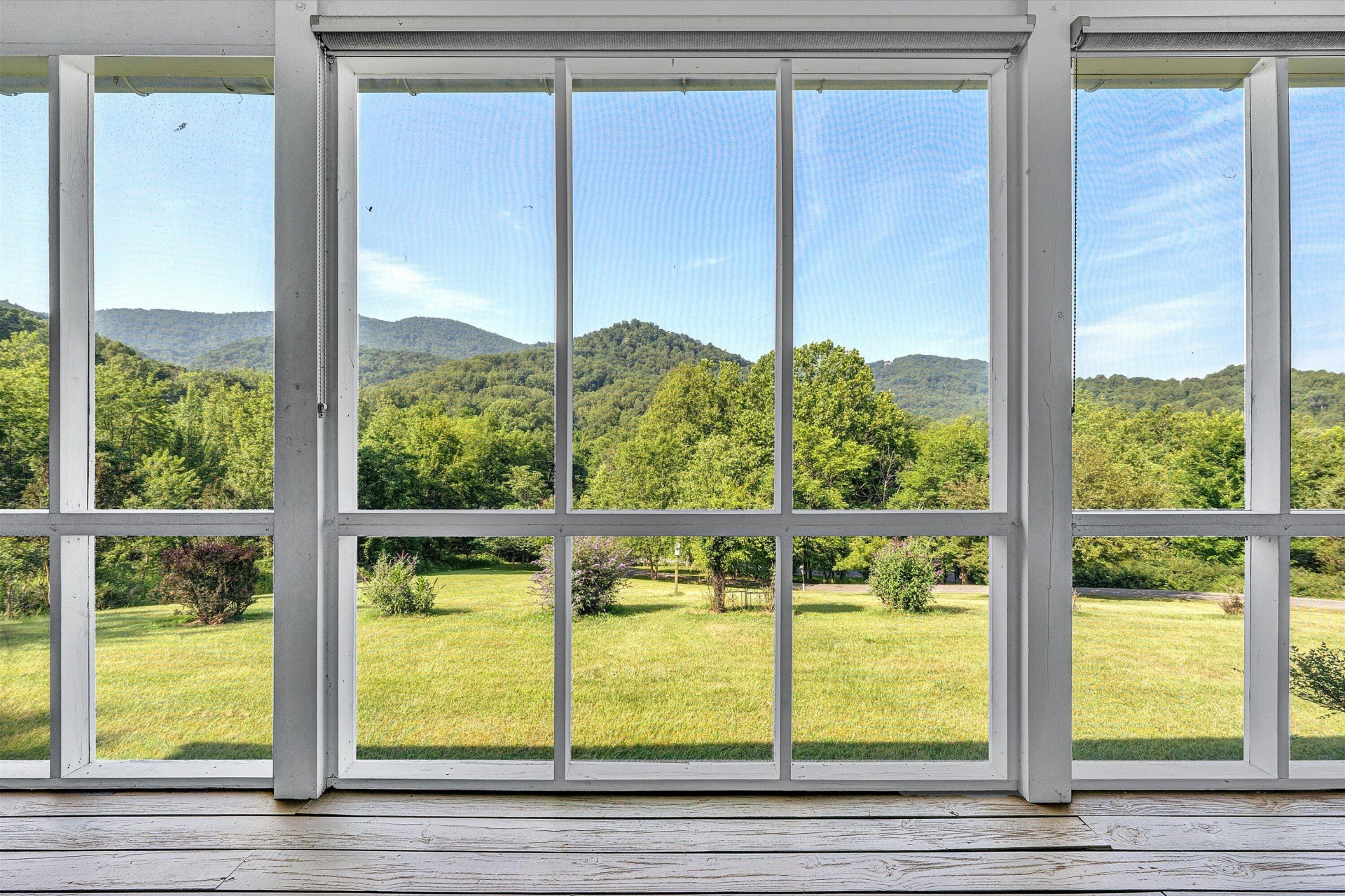 6820 Dawnwood RD - Photo 24
