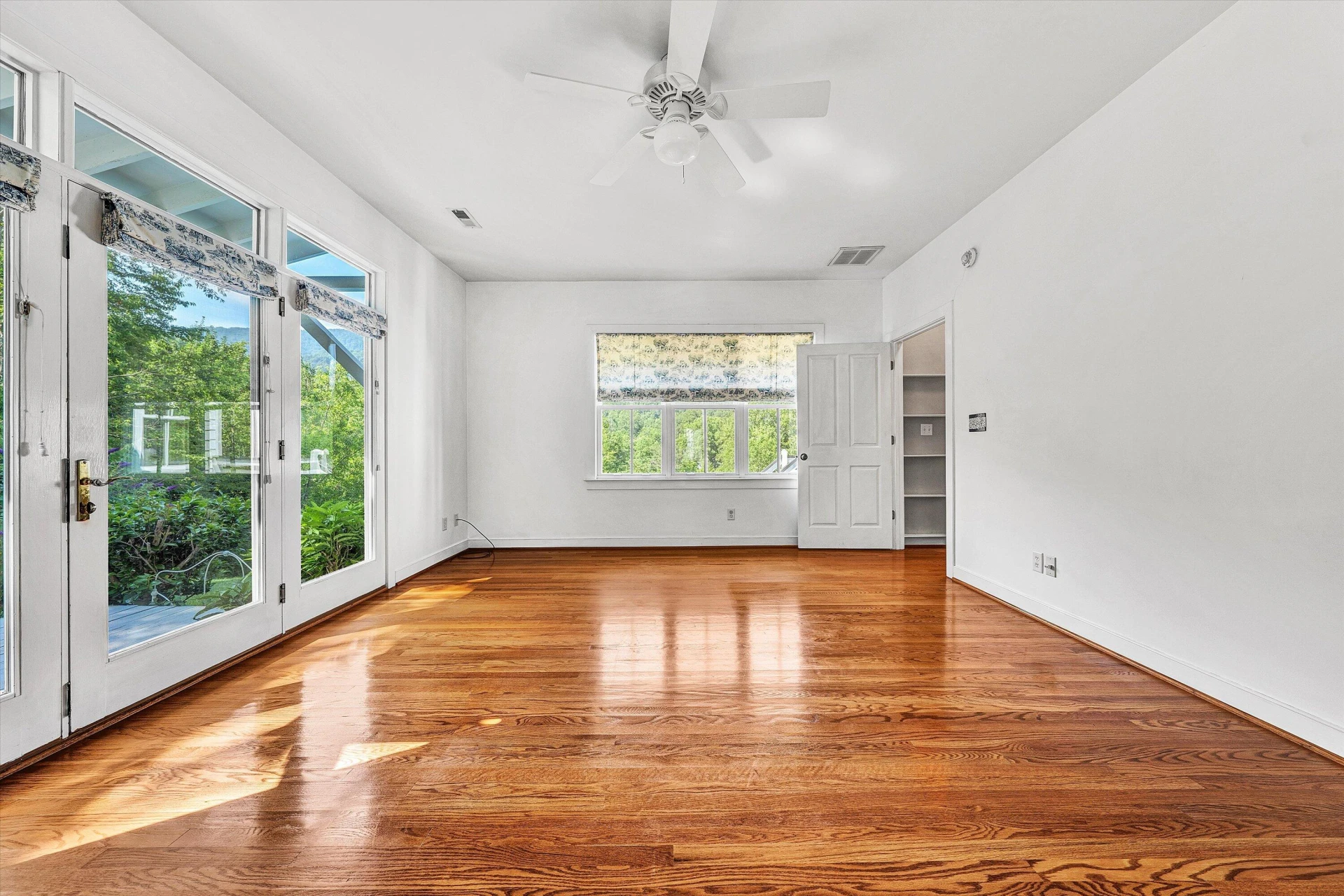 6820 Dawnwood RD - Photo 33
