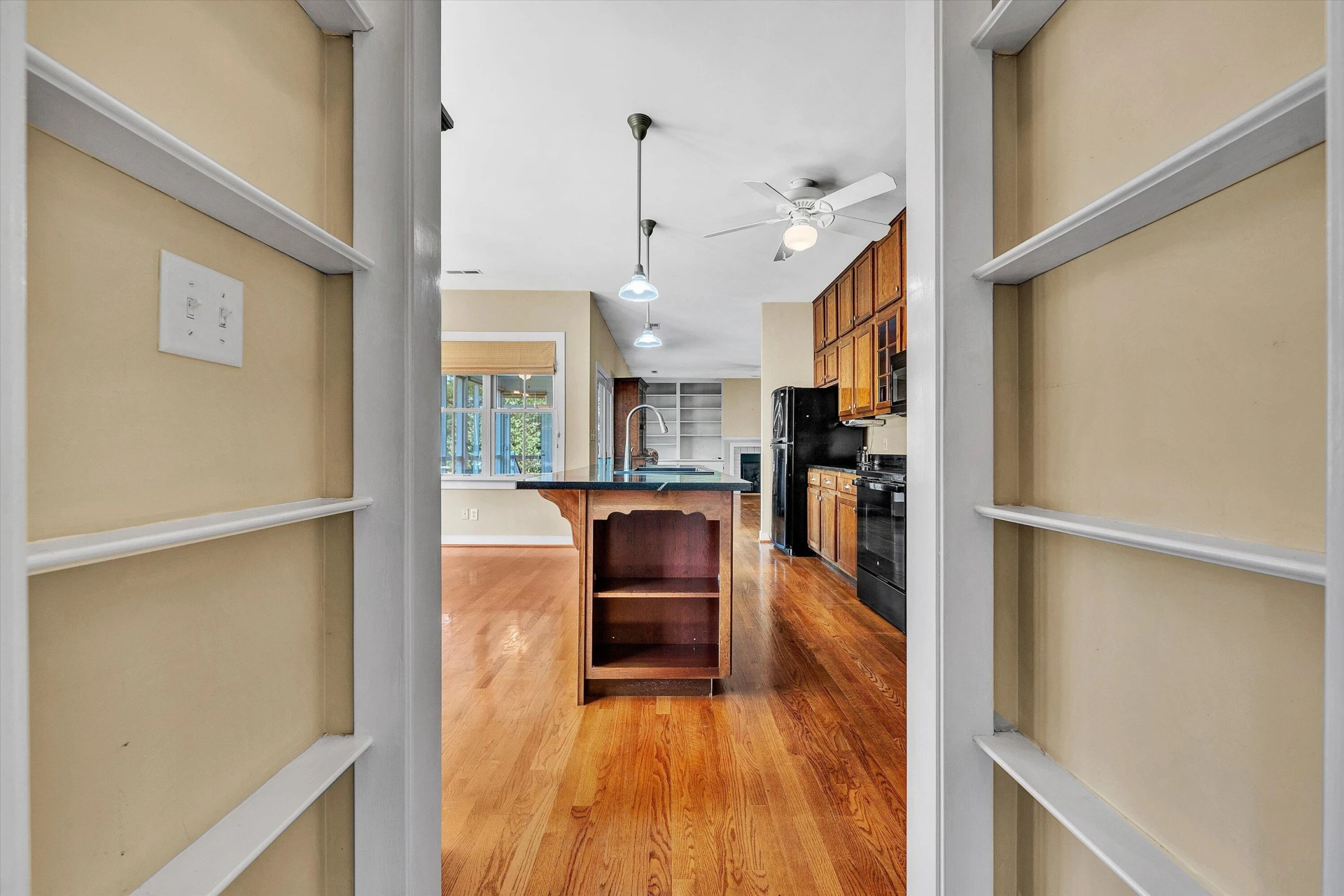 6820 Dawnwood RD - Photo 37