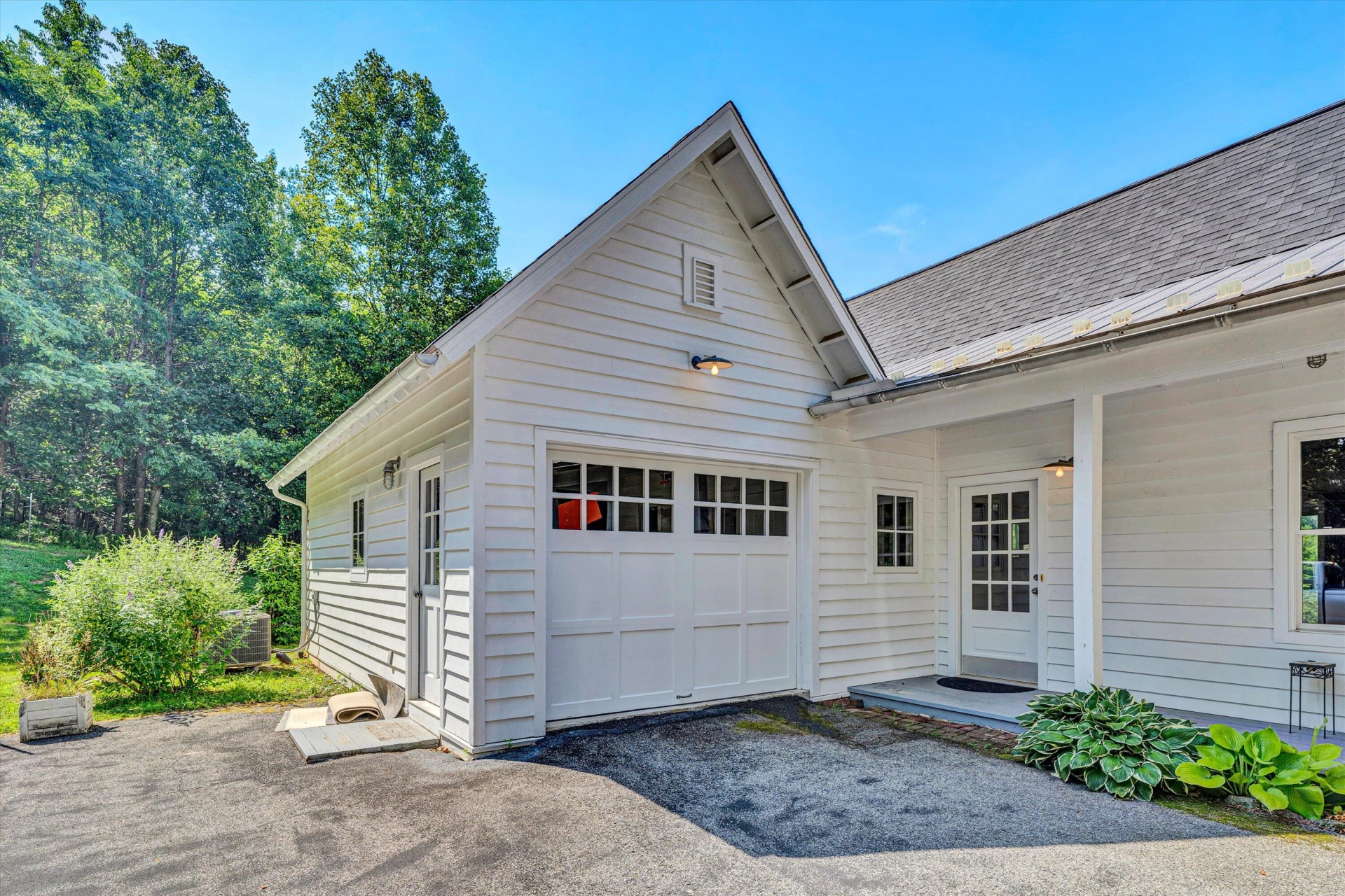 6820 Dawnwood RD - Photo 9