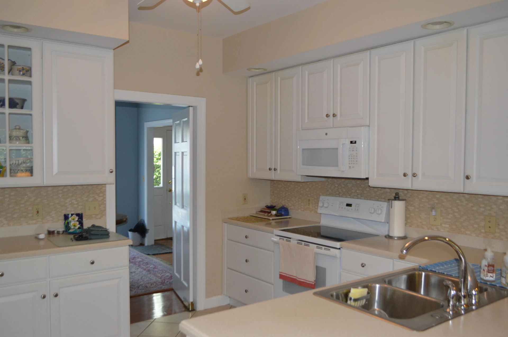 552 Woodfield DR - Photo 14