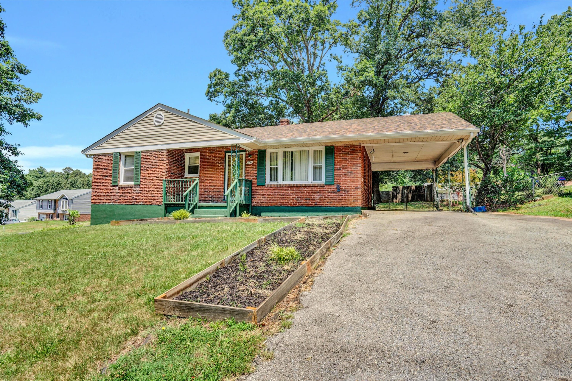 5141 Youngwood DR