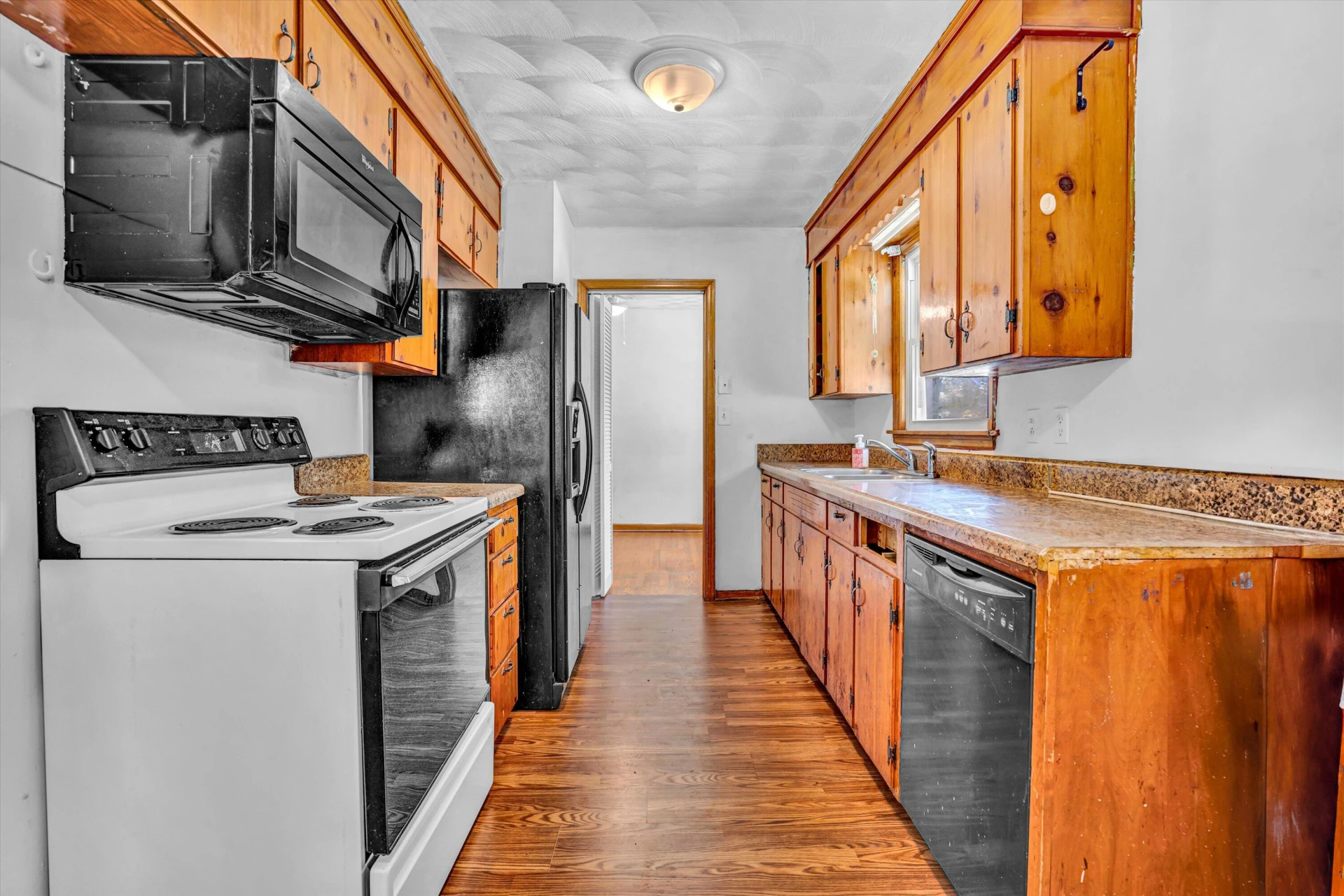 5141 Youngwood DR - Photo 6