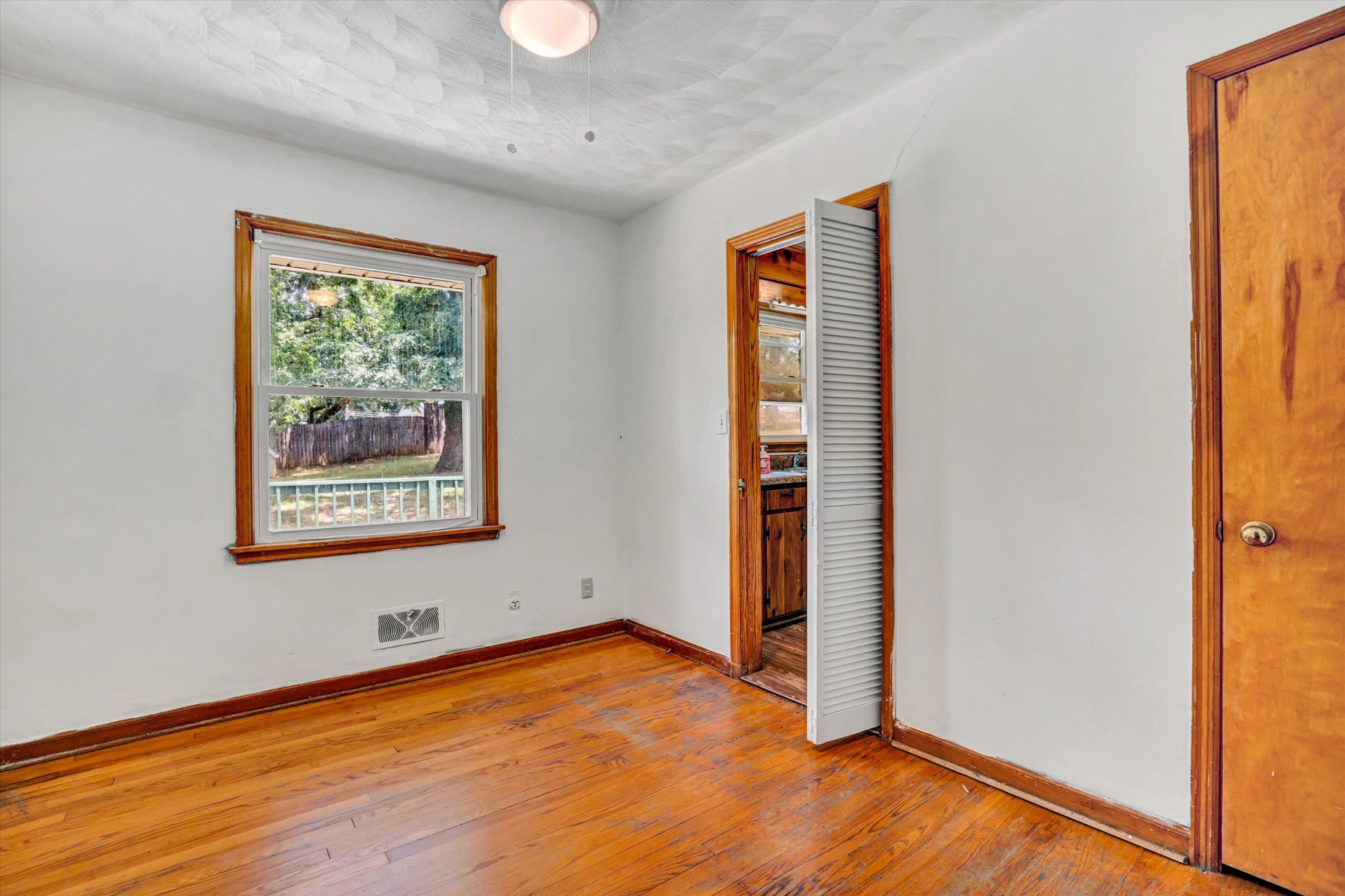 5141 Youngwood DR - Photo 7