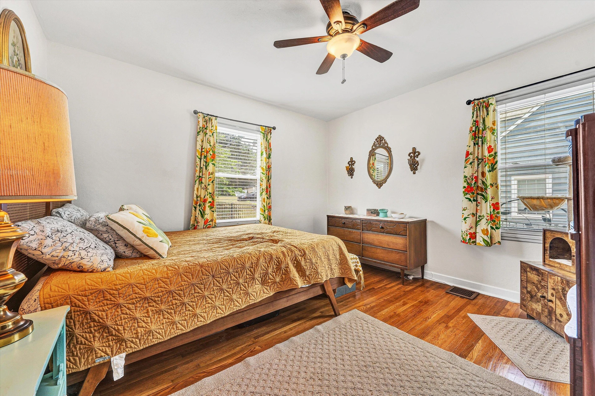 2433 Westover AVE - Photo 13