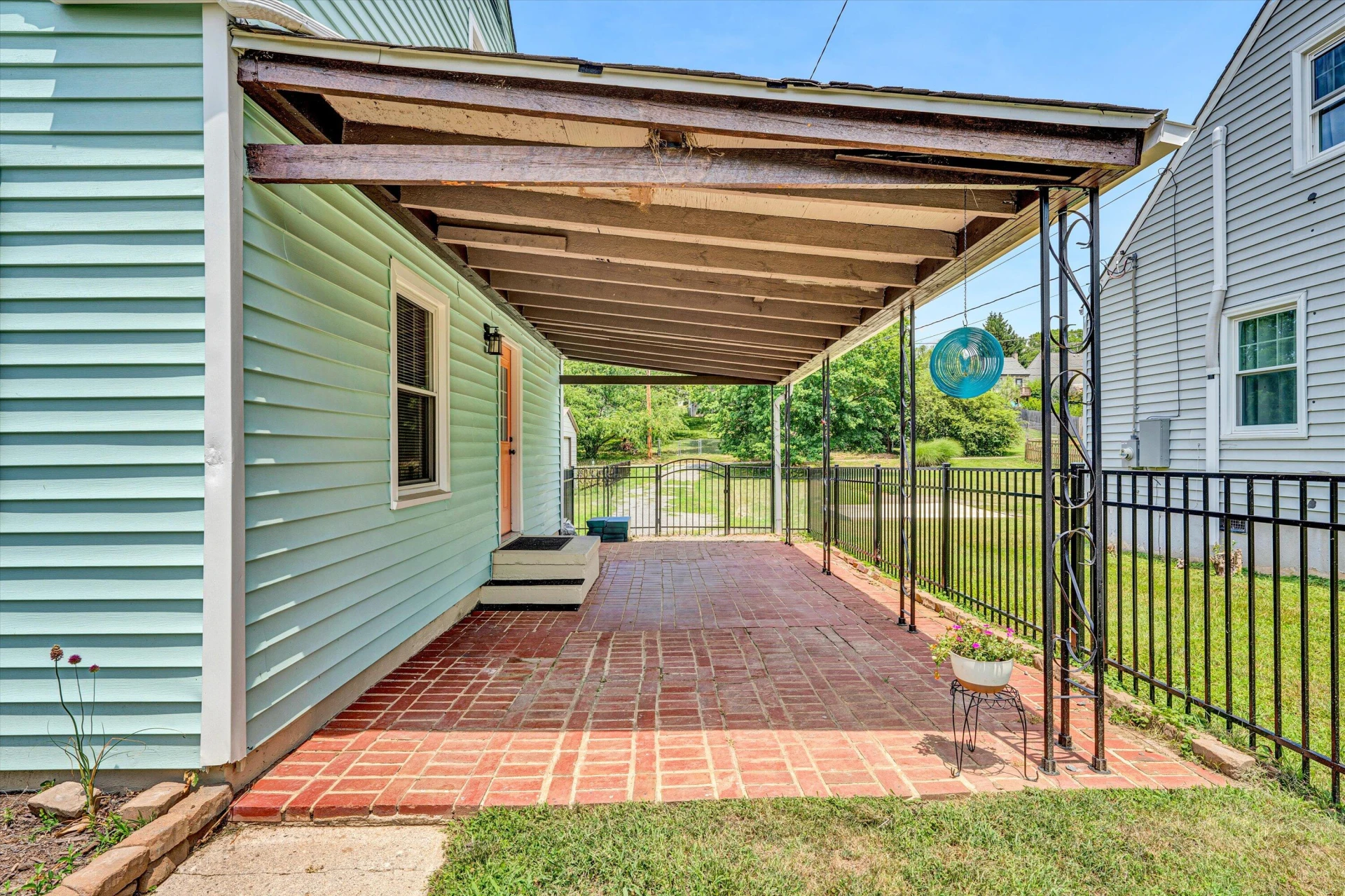 2433 Westover AVE - Photo 26