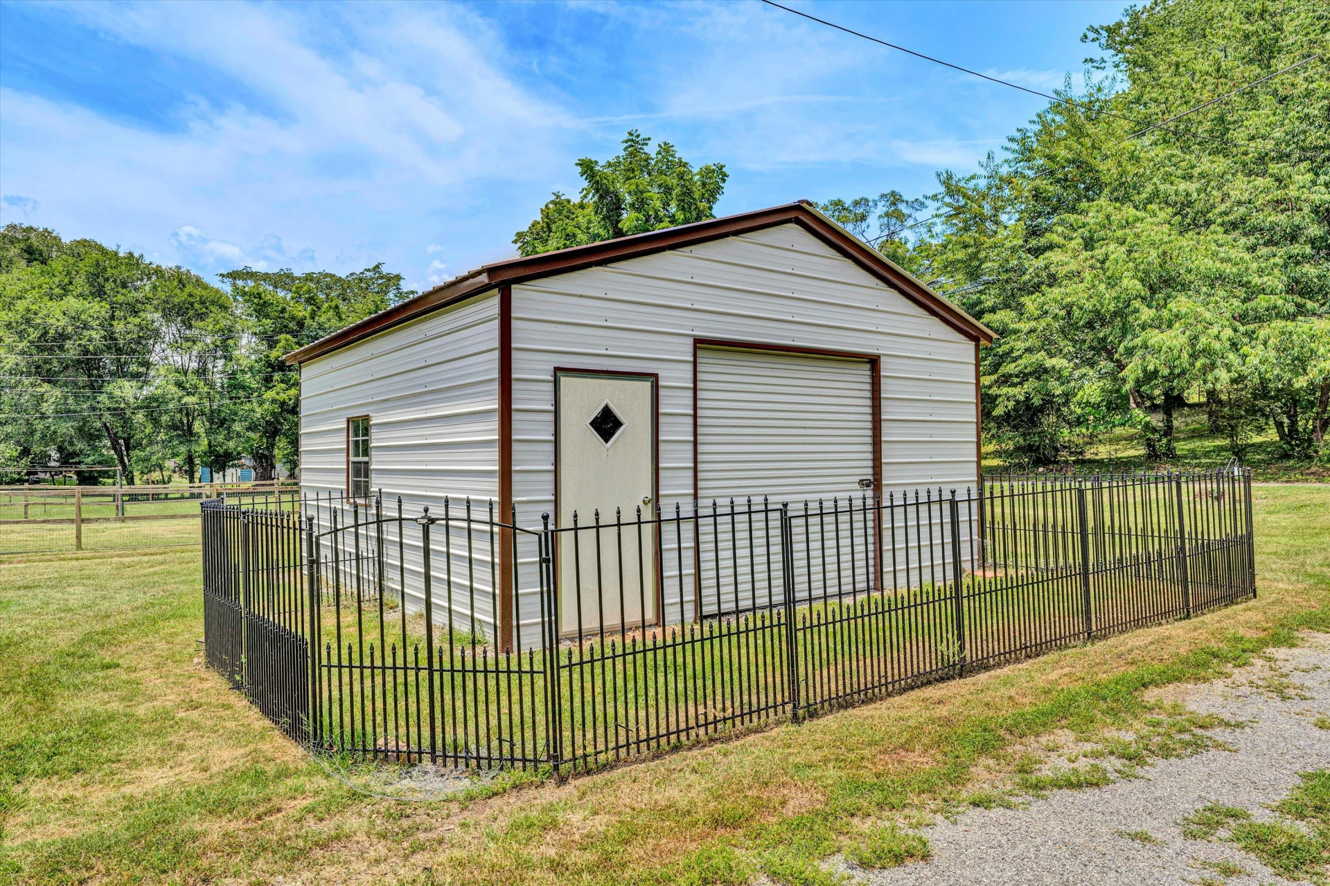 2433 Westover AVE - Photo 27