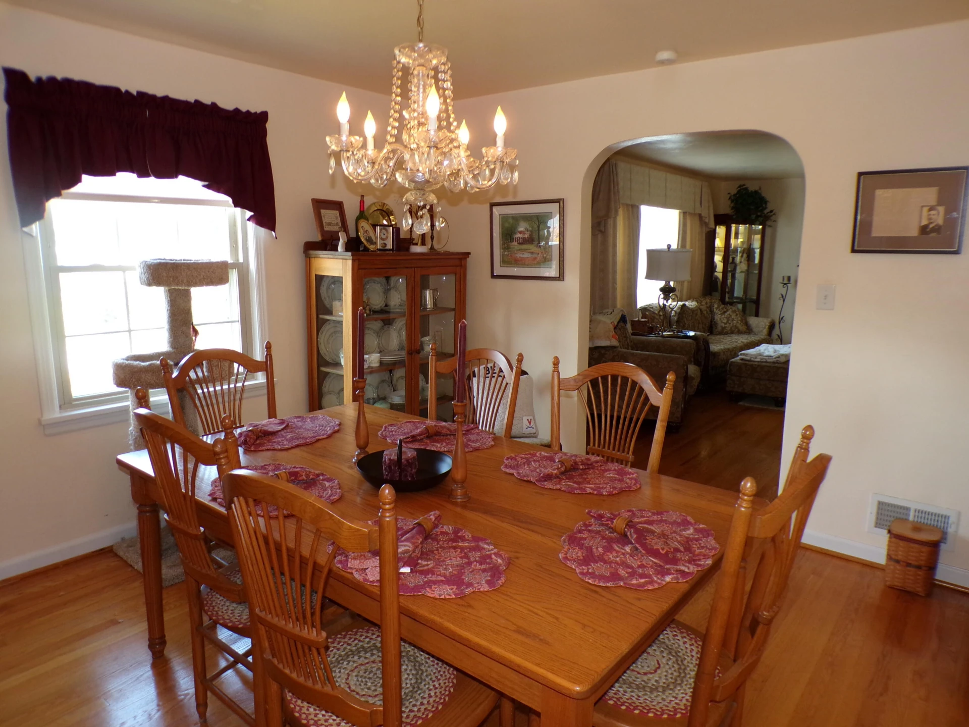 903 Watts ST - Photo 11