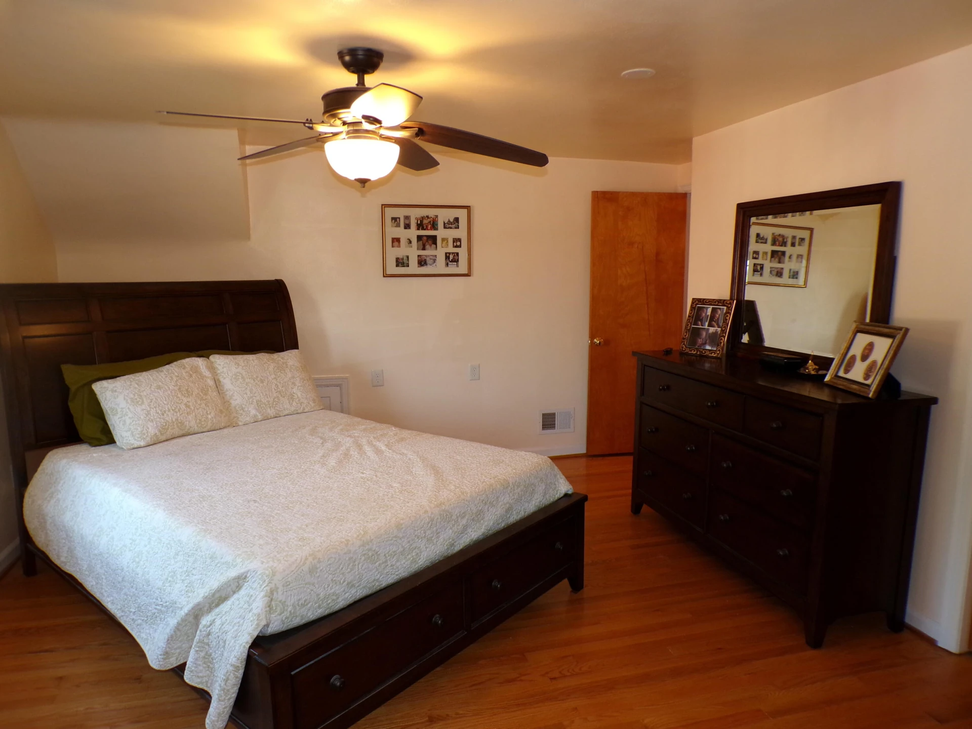 903 Watts ST - Photo 22