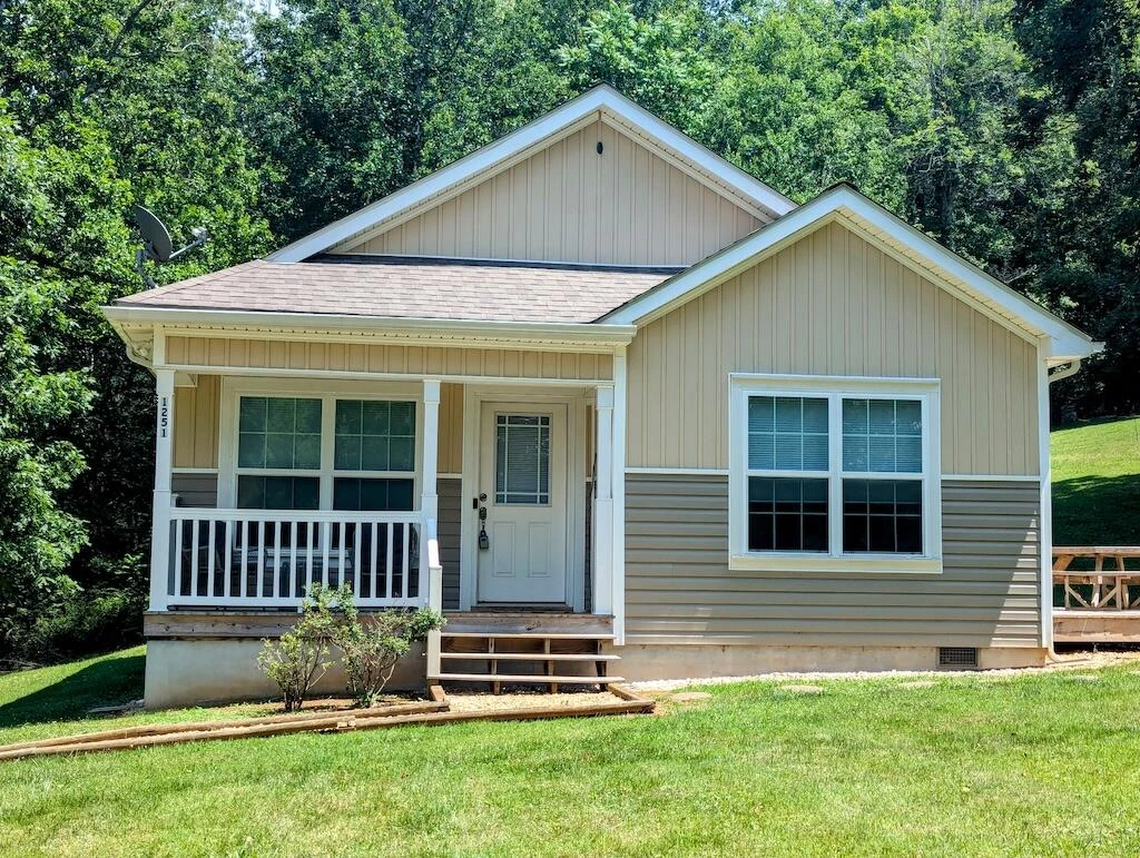 1251 Epperly Mill RD