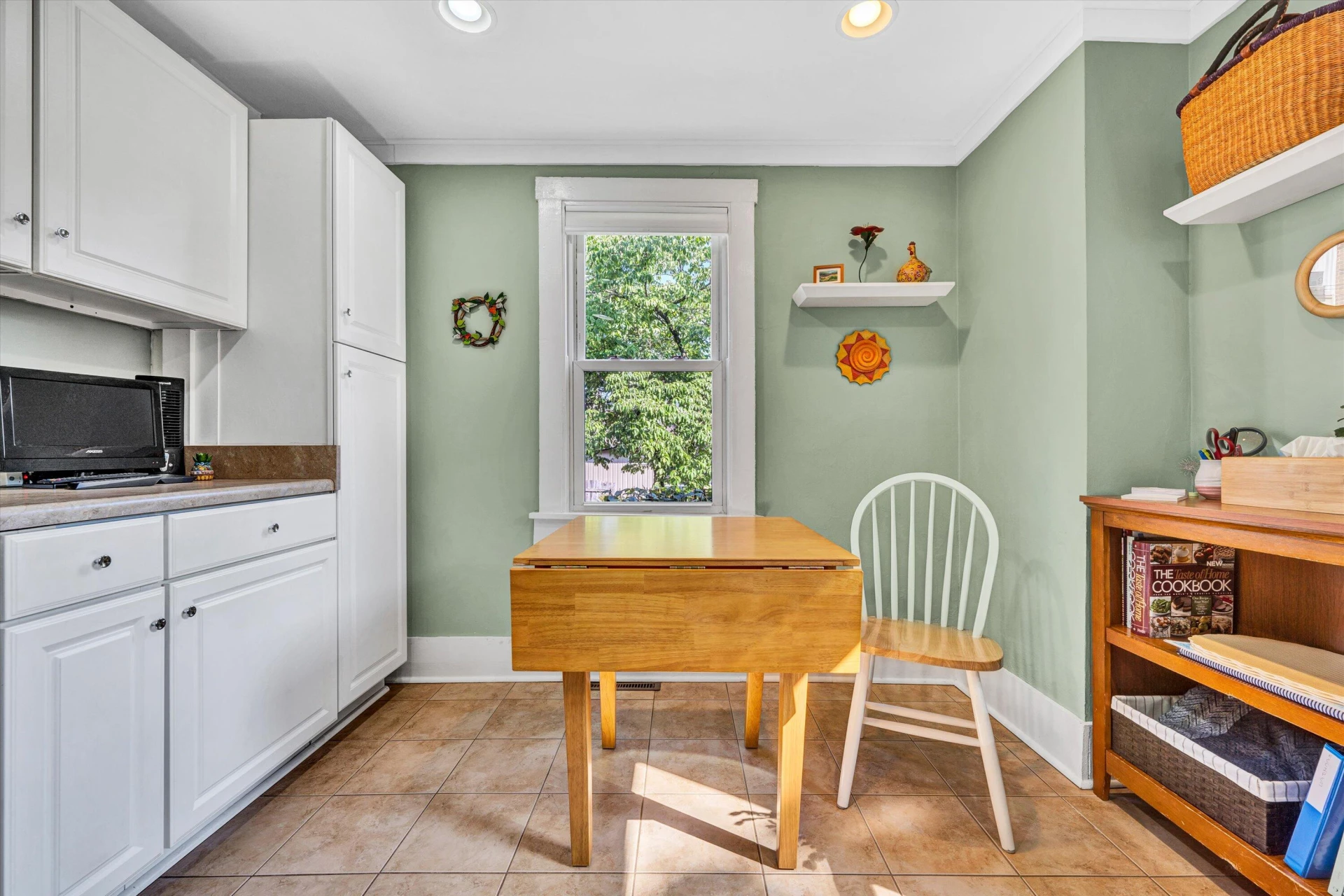 428 Broad ST - Photo 14