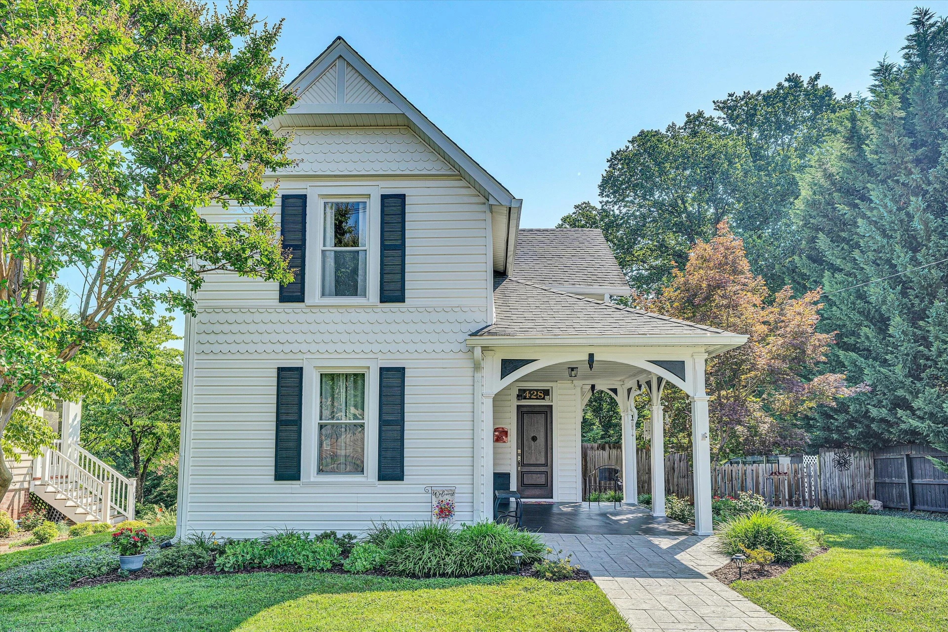 428 Broad ST - Photo 5