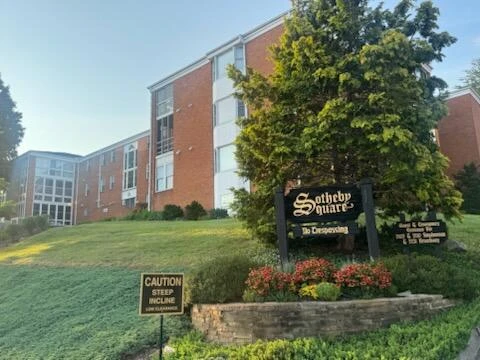 2102 Stephenson AVE #12