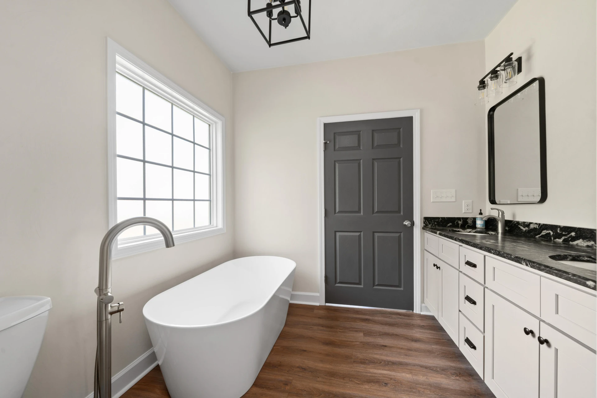7947 Carriage Park DR - Photo 15