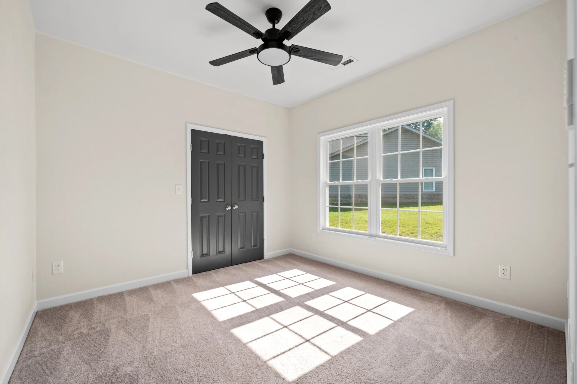7947 Carriage Park DR - Photo 17