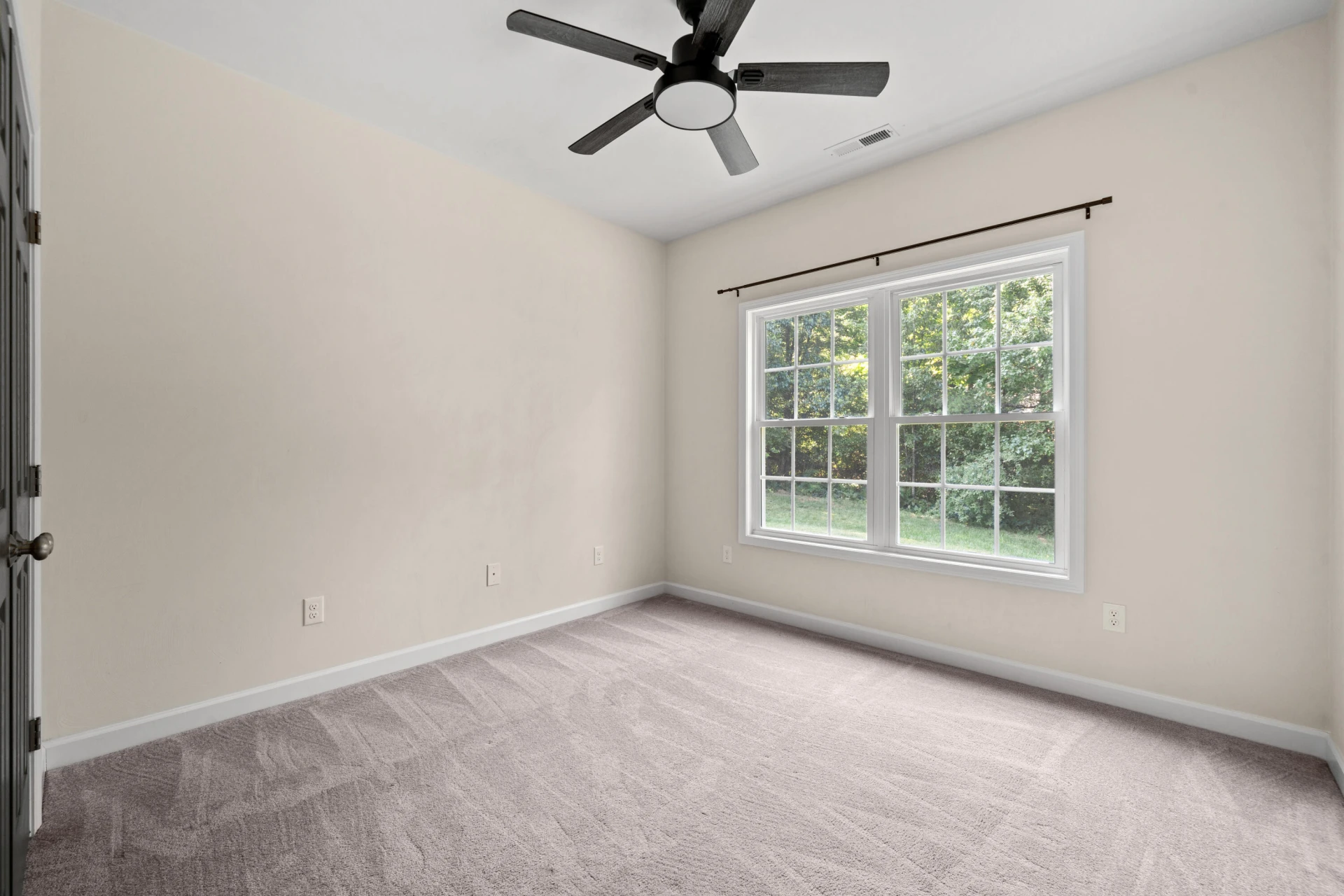 7947 Carriage Park DR - Photo 18