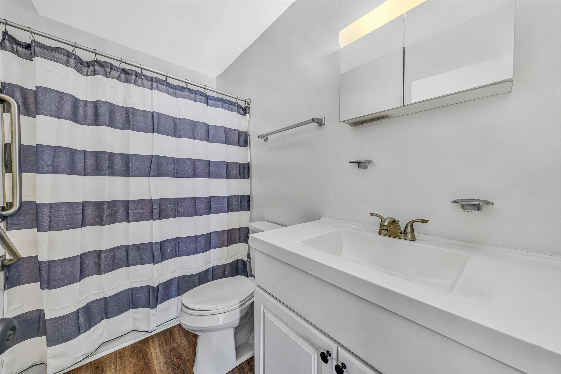 112 Harrison AVE - Photo 10