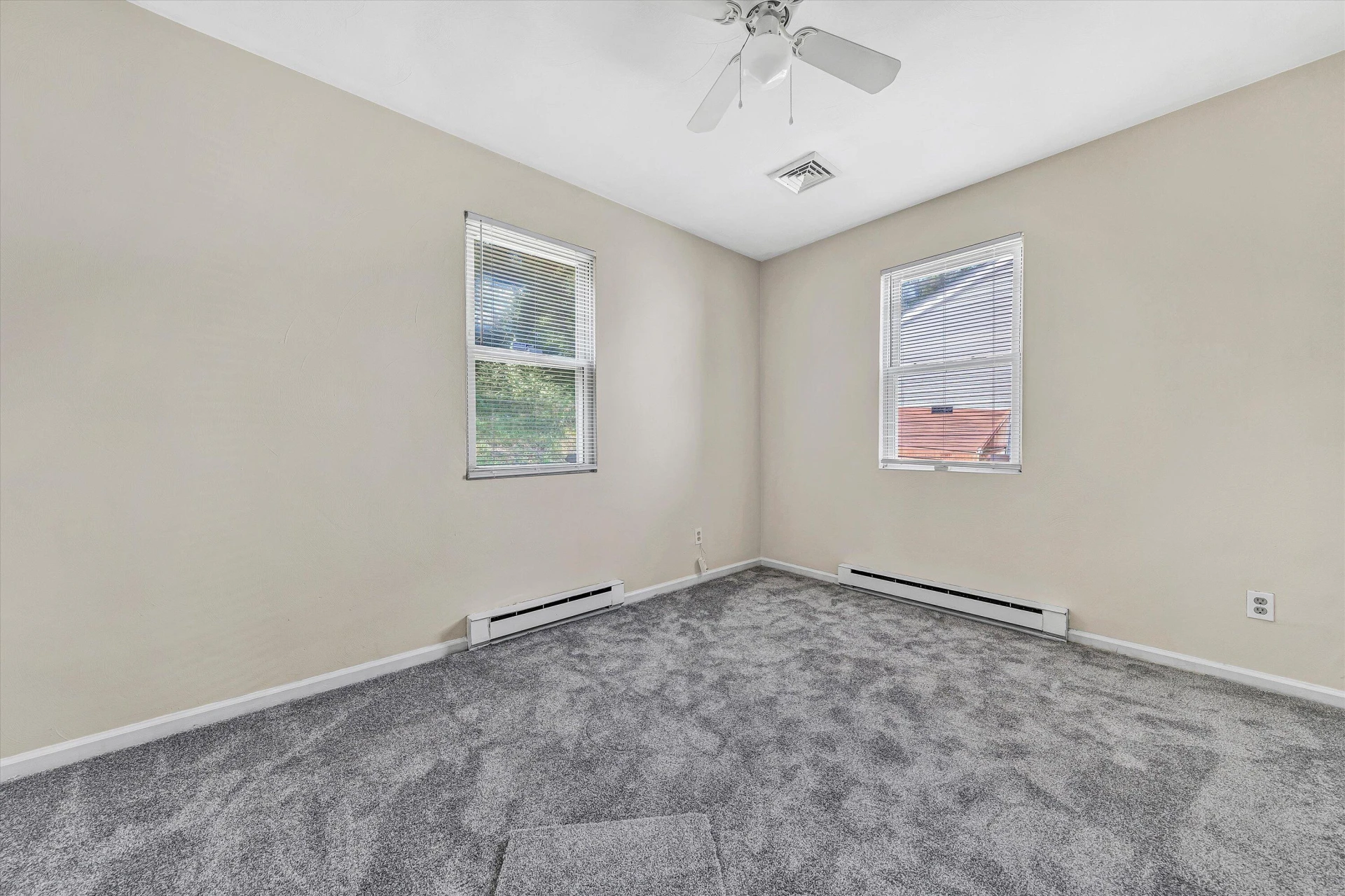 112 Harrison AVE - Photo 11