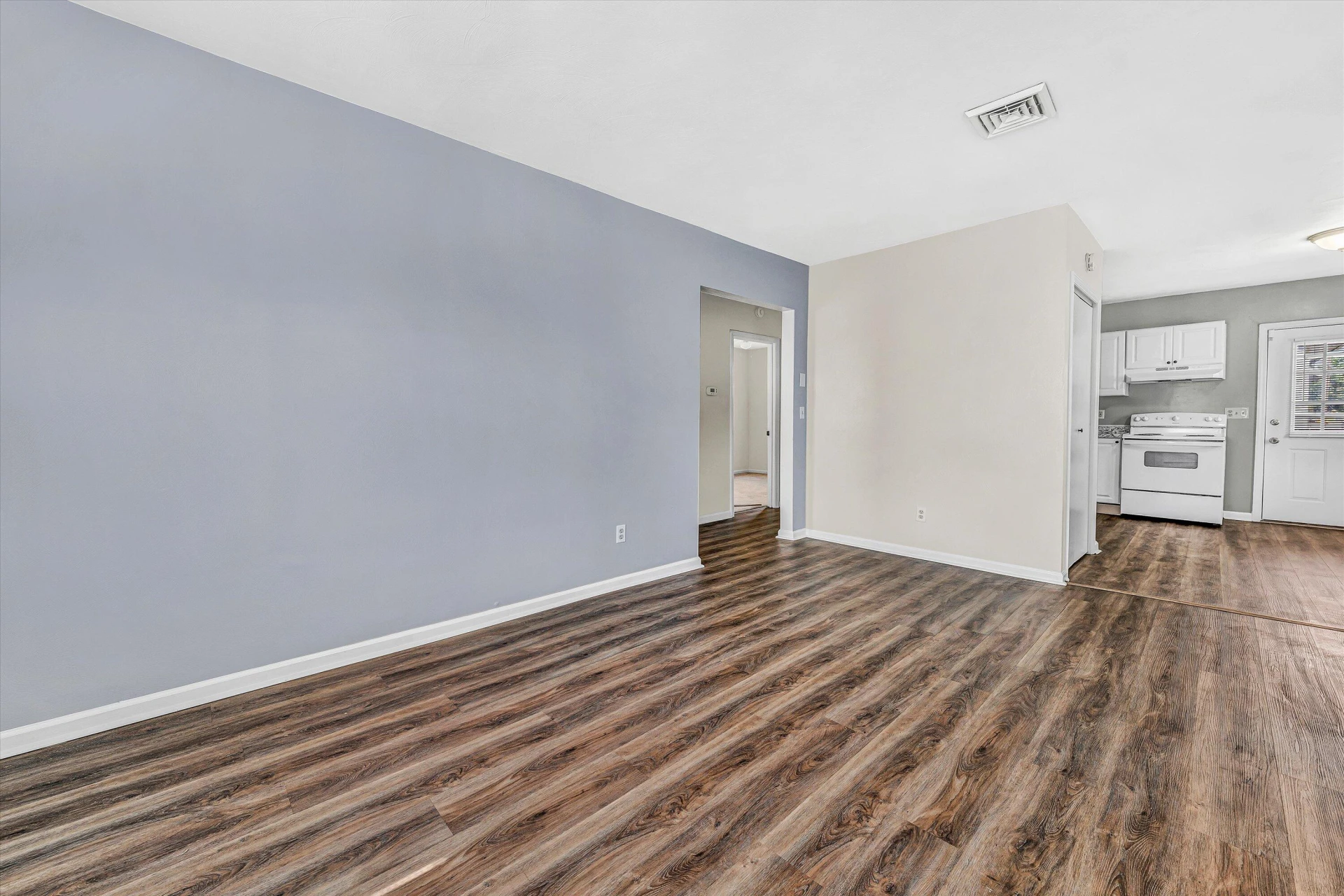 112 Harrison AVE - Photo 6