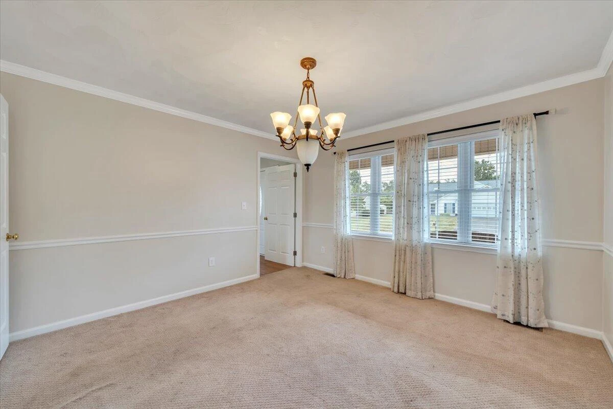 1924 Bloomfield AVE - Photo 10
