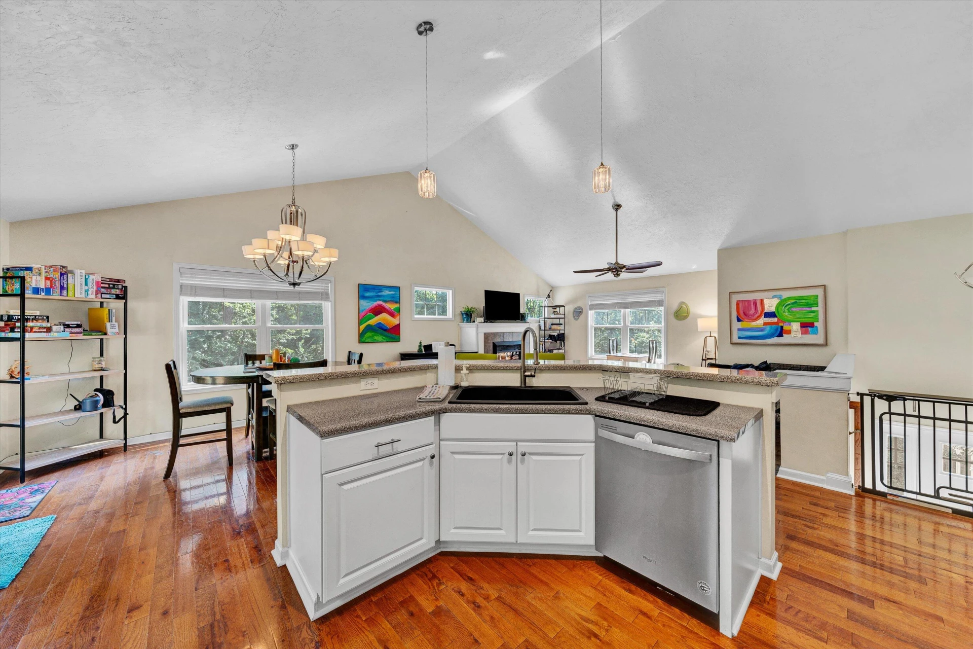 3857 Park LN - Photo 13