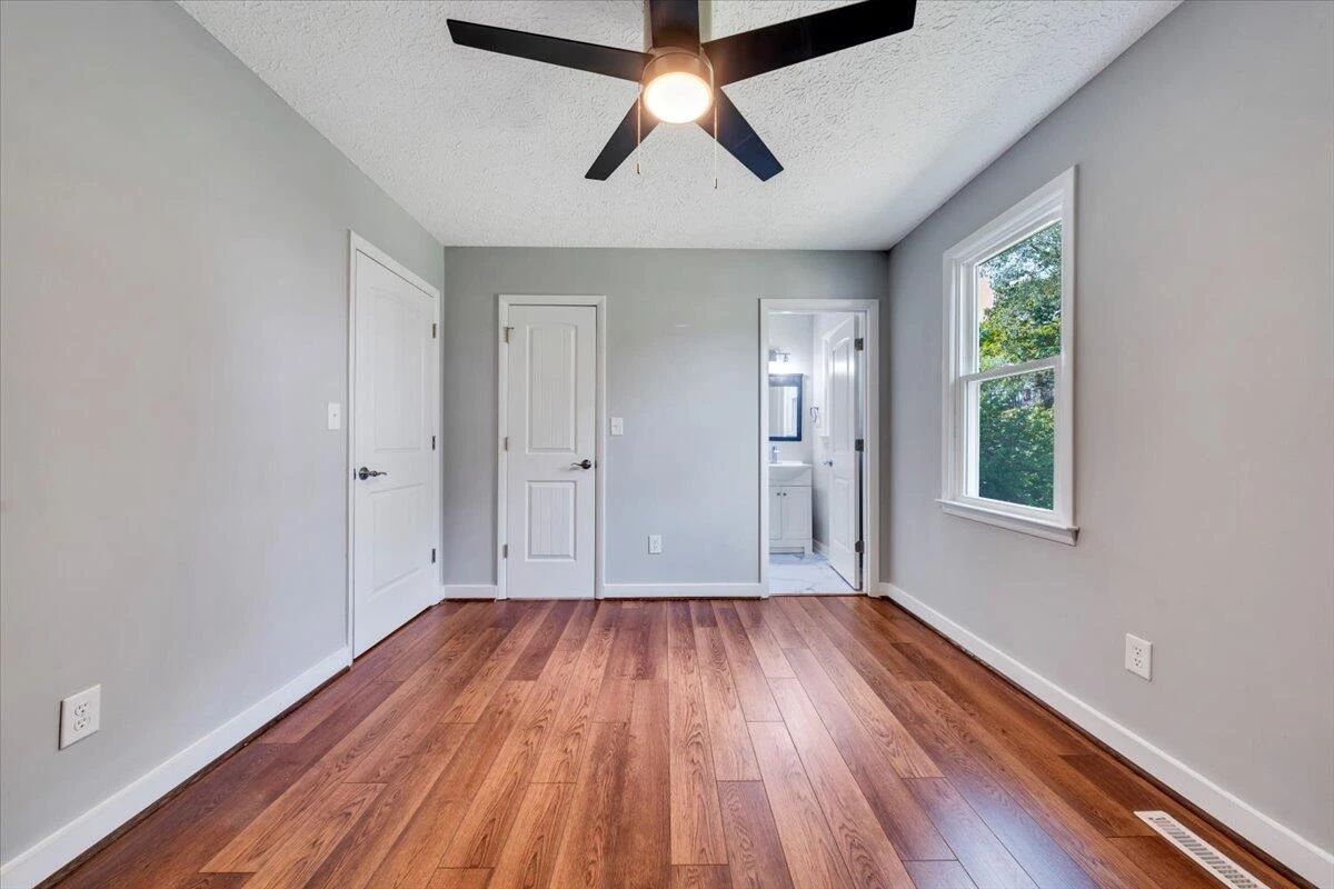 407 Bonhill DR - Photo 18