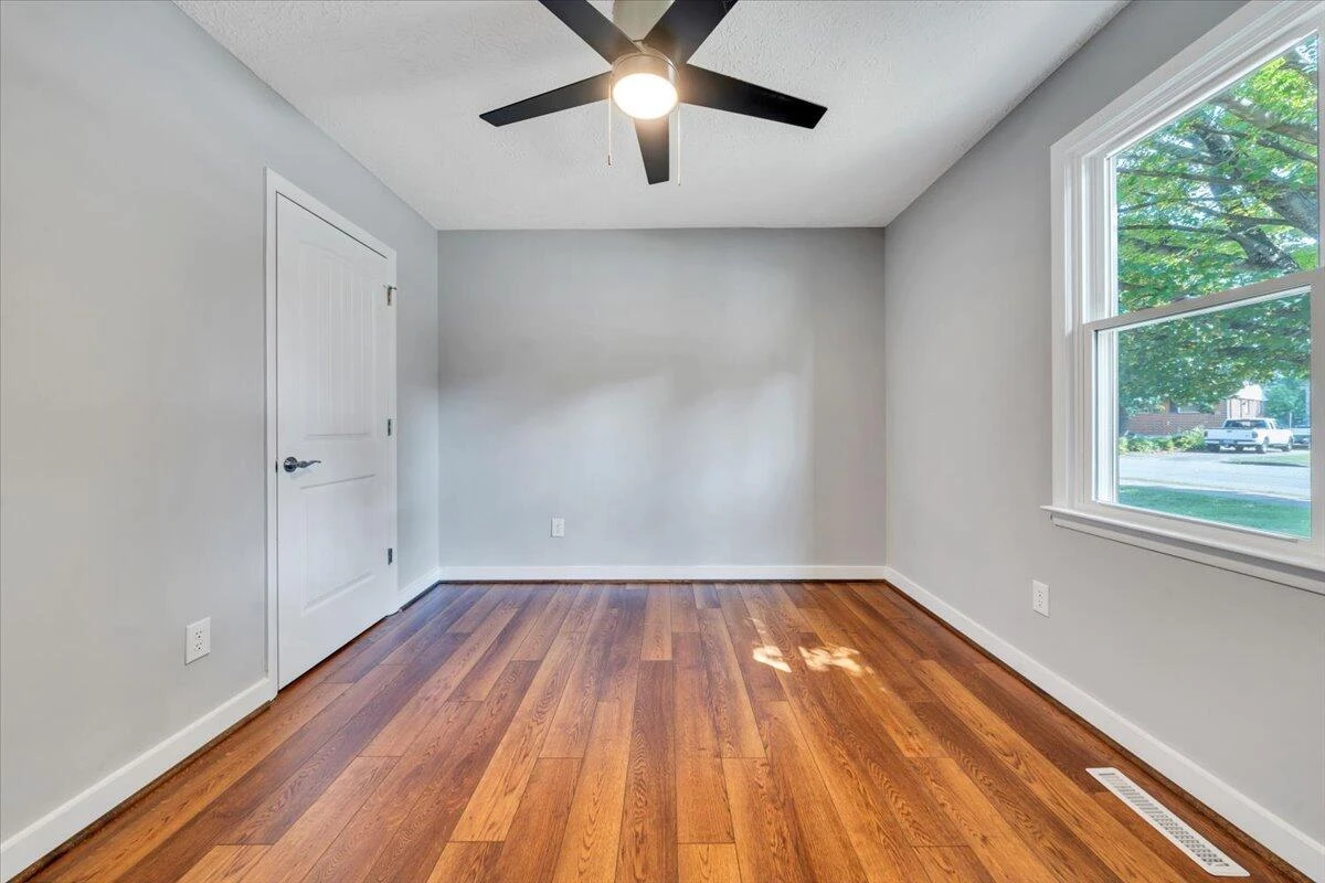 407 Bonhill DR - Photo 43