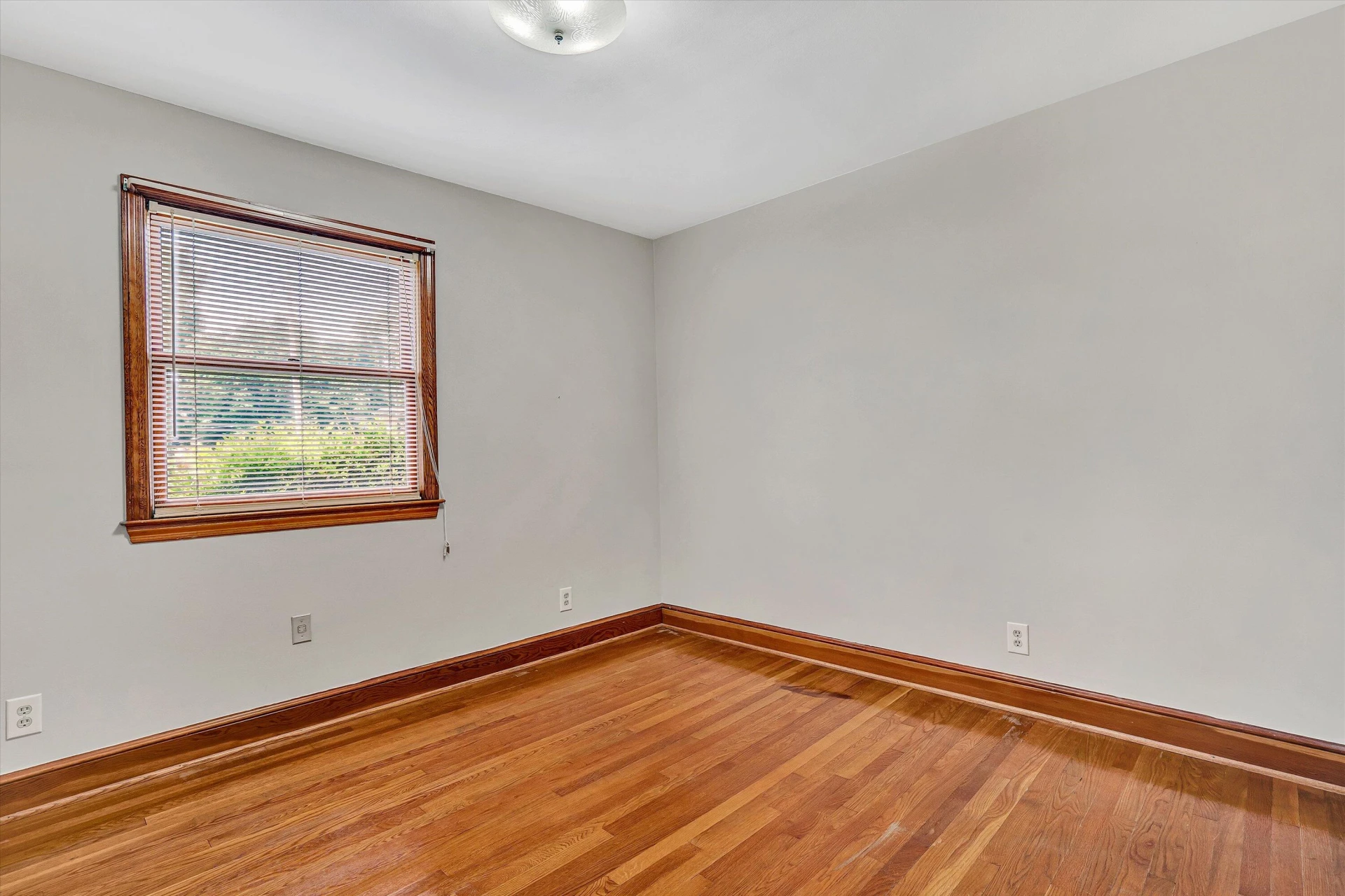 120 Vantage RD - Photo 33