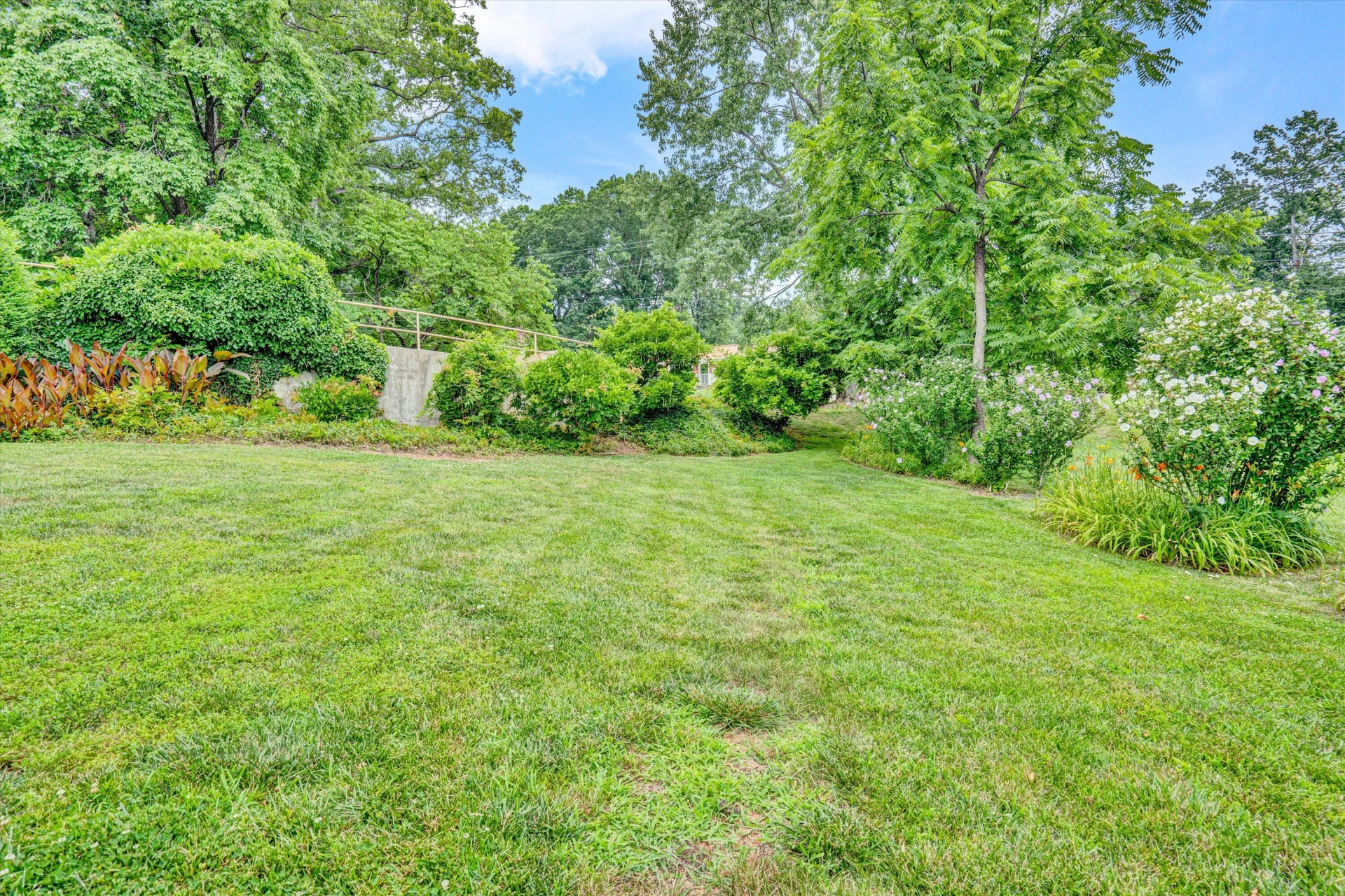 120 Vantage RD - Photo 49
