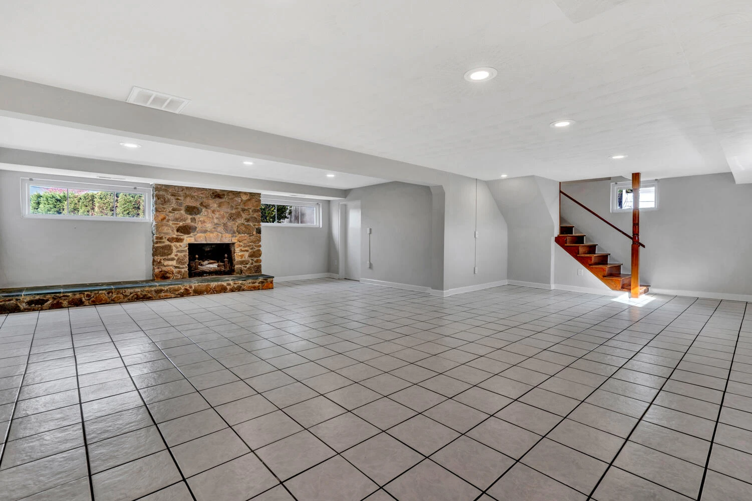 2223 Mt Regis DR - Photo 19