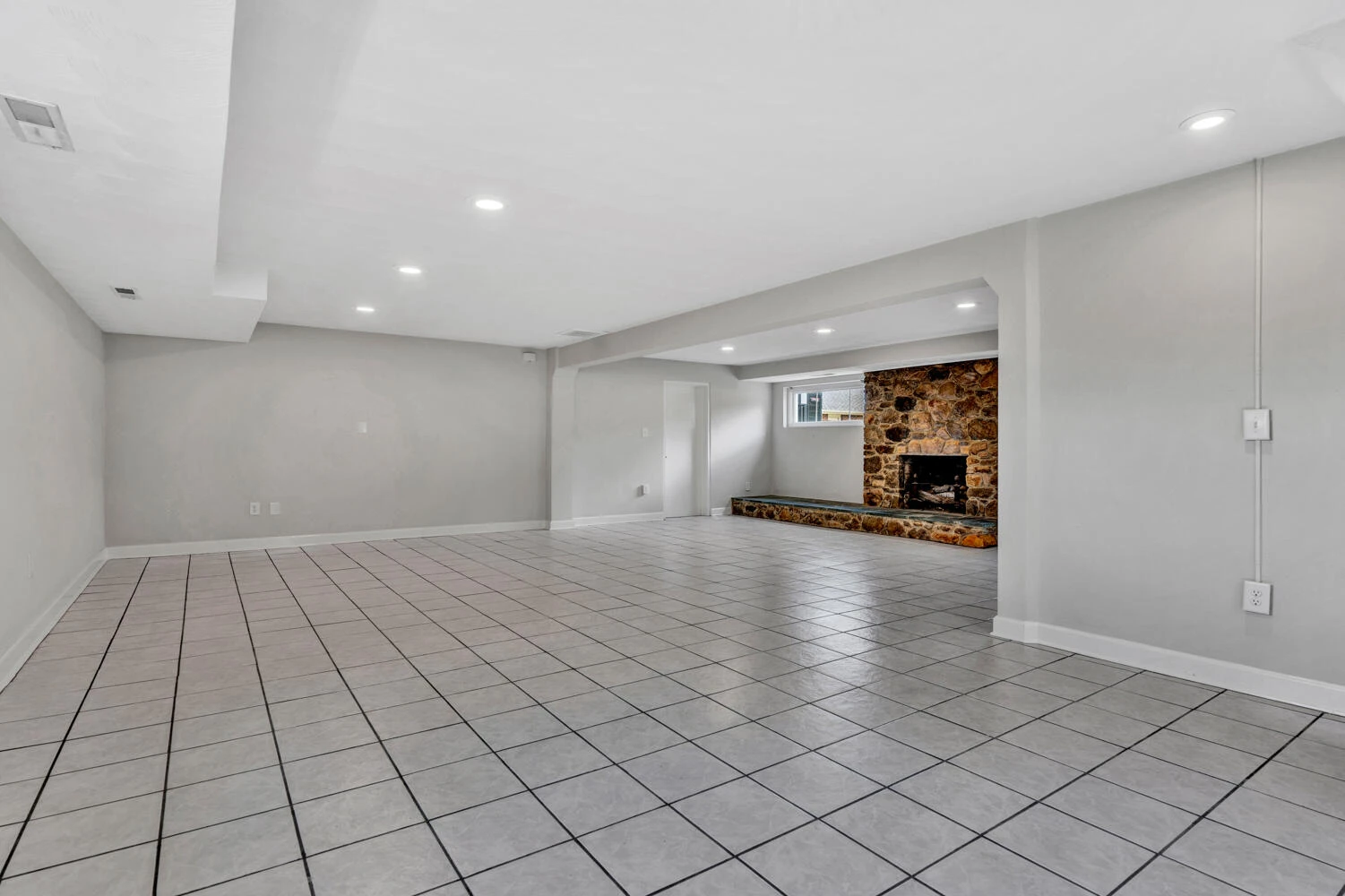 2223 Mt Regis DR - Photo 21