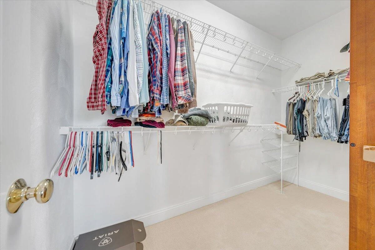 400 Kimball AVE - Photo 18