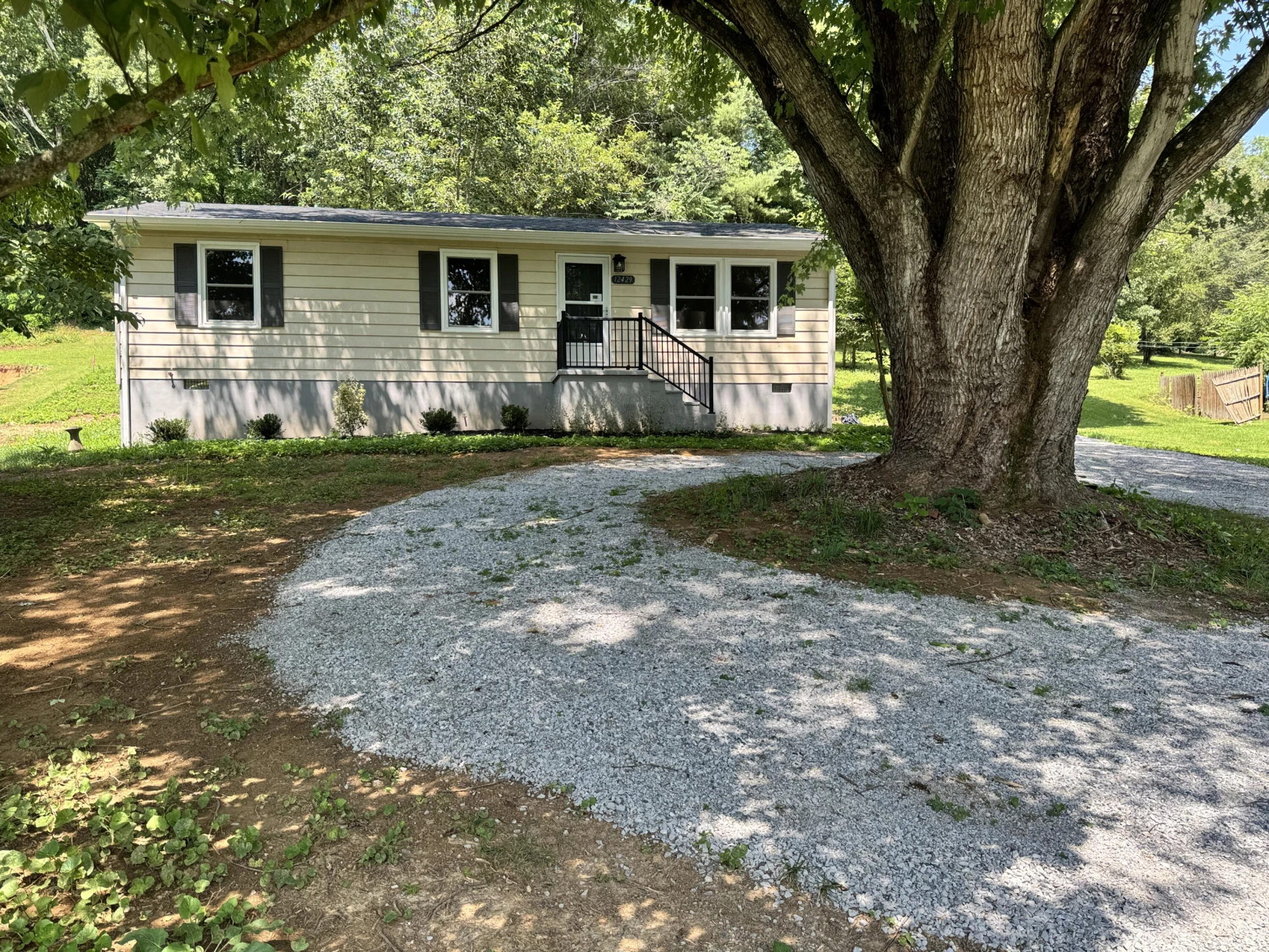 12429 Lee Hwy