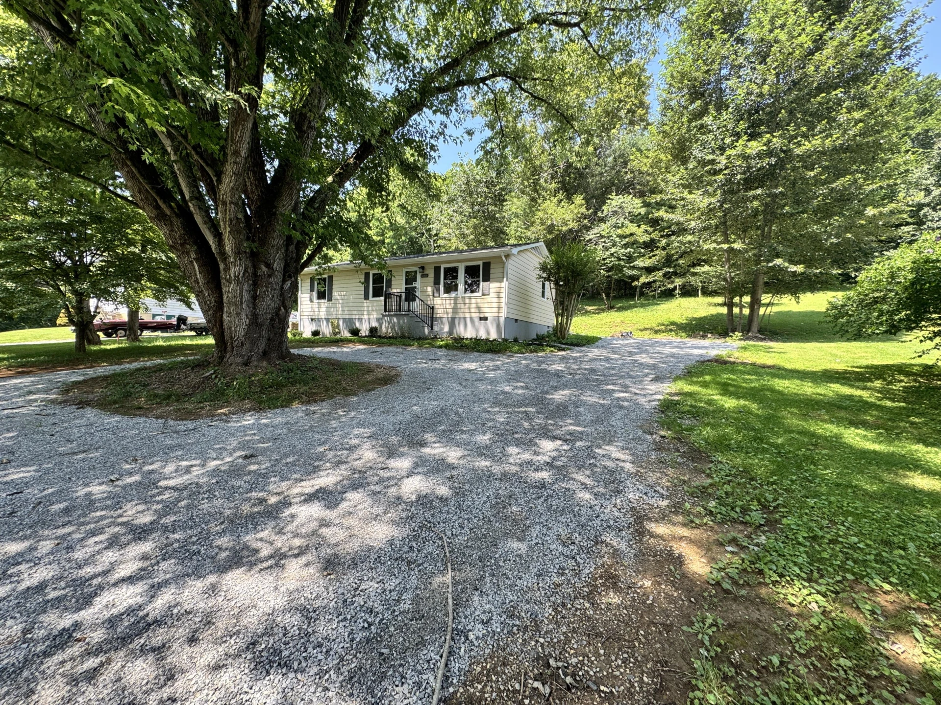 12429 Lee Hwy - Photo 2