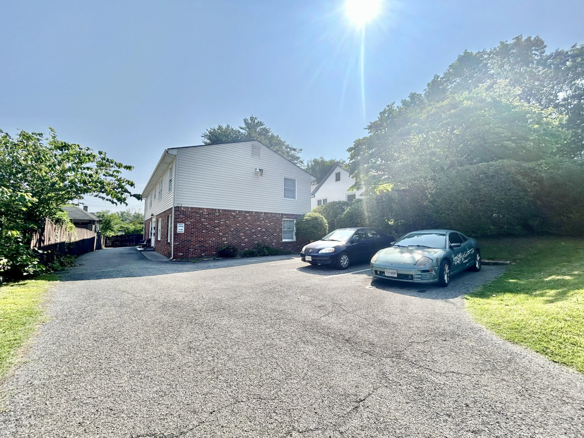 426 Walnut AVE - Photo 11