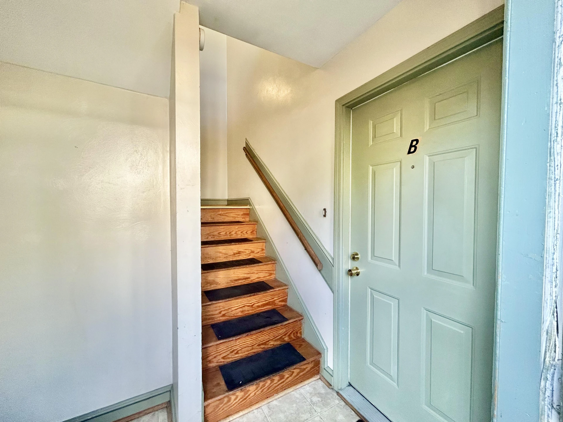 426 Walnut AVE - Photo 14