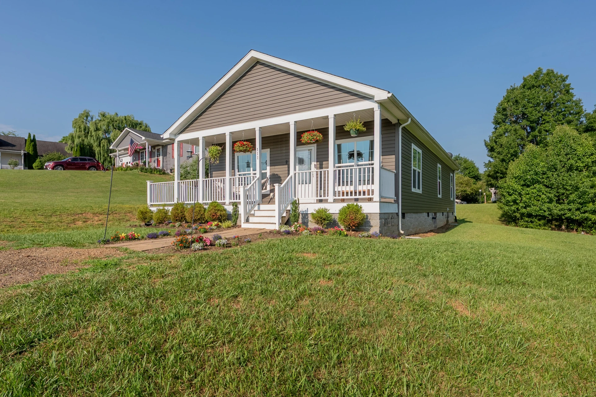 111 Clementine LN - Photo 3